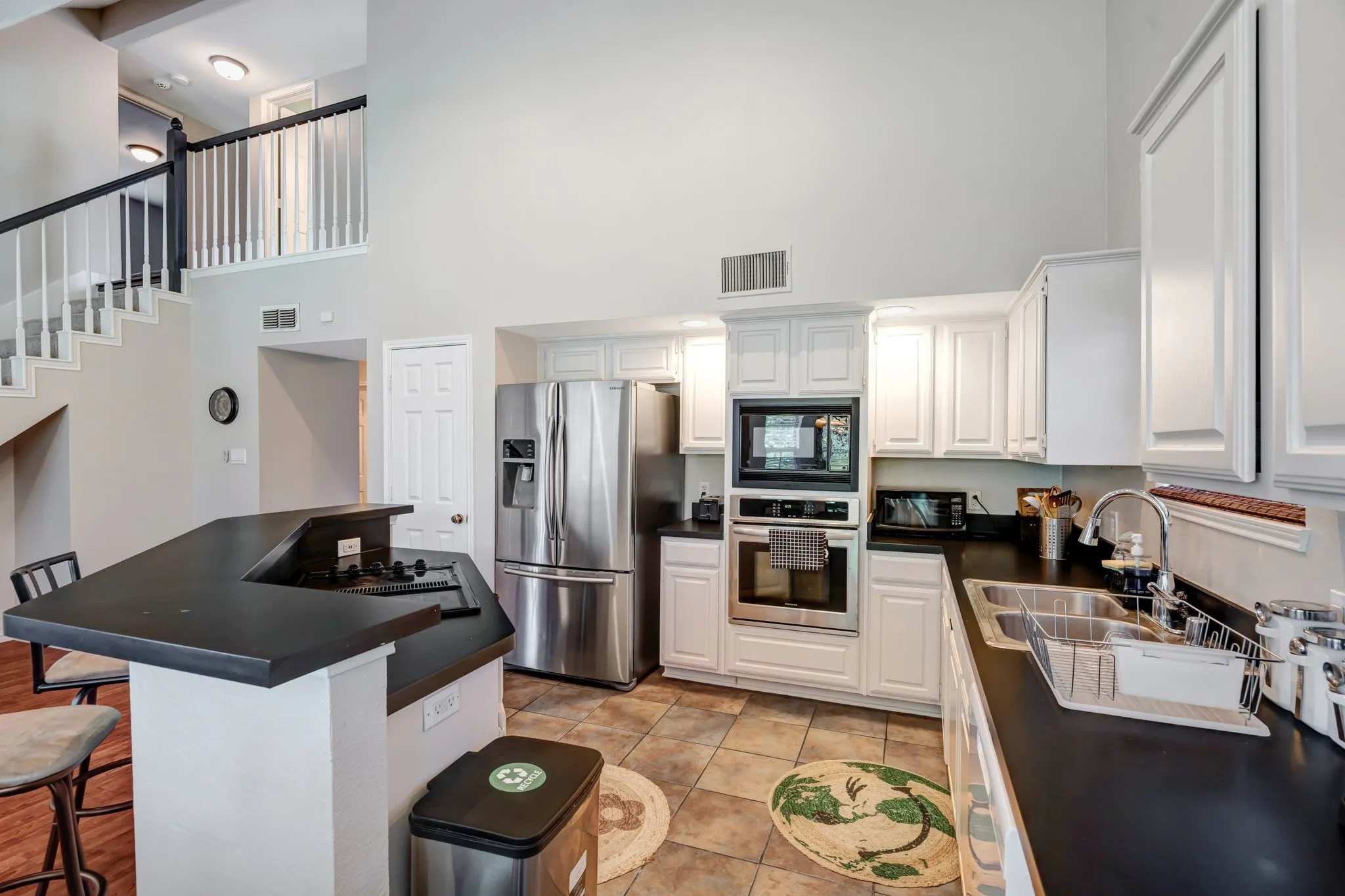 Single Family Residence For Rent in Tarrant County , 2977 Timber Creek Trail, Fort Worth, Texas 76118, 3 Bedroom, 3 Bathroom, 2 Garage spaces, 2,088 Sqft, built in 1994, mls#21317993, Real Estate Agent in Fort Worth, Homes For Rent in Tarrant county, Homes For Rent in Fort Worth, Realtor in Fort Worth Texas, Real Estate Brokerage Independent Realty Texas, Luminita Cordes Realtor