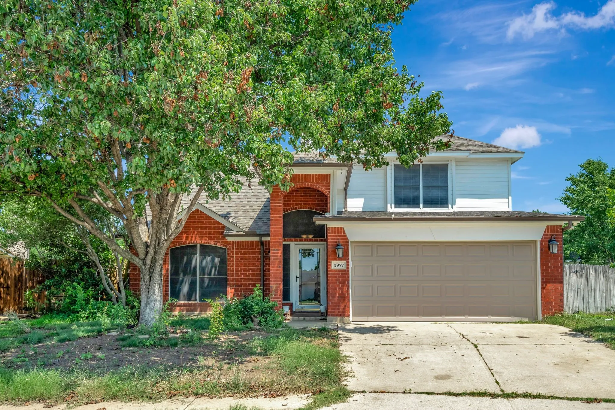 Single Family Residence For Rent in Tarrant County , 2977 Timber Creek Trail, Fort Worth, Texas 76118, 3 Bedroom, 3 Bathroom, 2 Garage spaces, 2,088 Sqft, built in 1994, mls#21317993, Real Estate Agent in Fort Worth, Homes For Rent in Tarrant county, Homes For Rent in Fort Worth, Realtor in Fort Worth Texas, Real Estate Brokerage Independent Realty Texas, Luminita Cordes Realtor