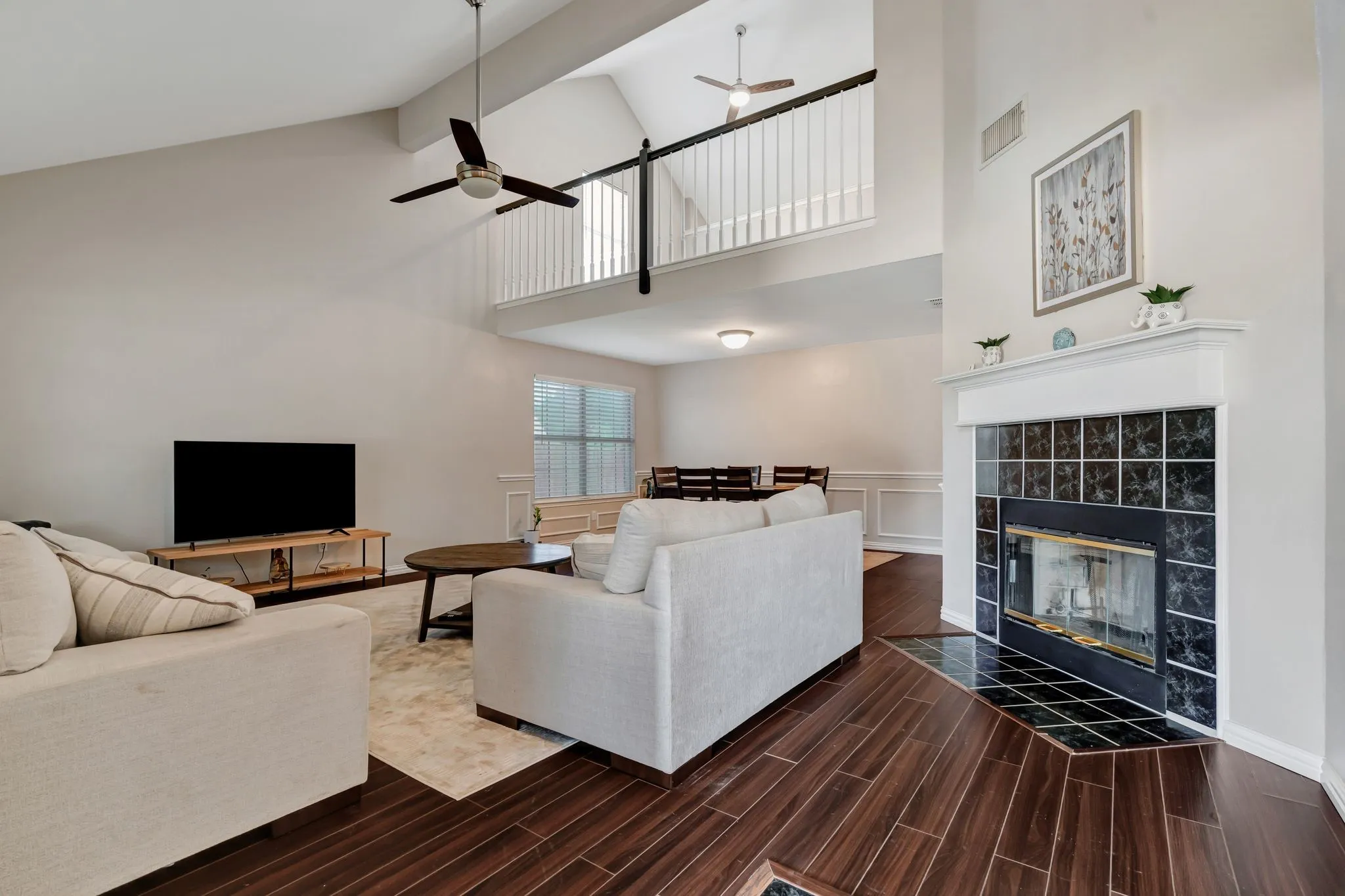 Single Family Residence For Rent in Tarrant County , 2977 Timber Creek Trail, Fort Worth, Texas 76118, 3 Bedroom, 3 Bathroom, 2 Garage spaces, 2,088 Sqft, built in 1994, mls#21317993, Real Estate Agent in Fort Worth, Homes For Rent in Tarrant county, Homes For Rent in Fort Worth, Realtor in Fort Worth Texas, Real Estate Brokerage Independent Realty Texas, Luminita Cordes Realtor