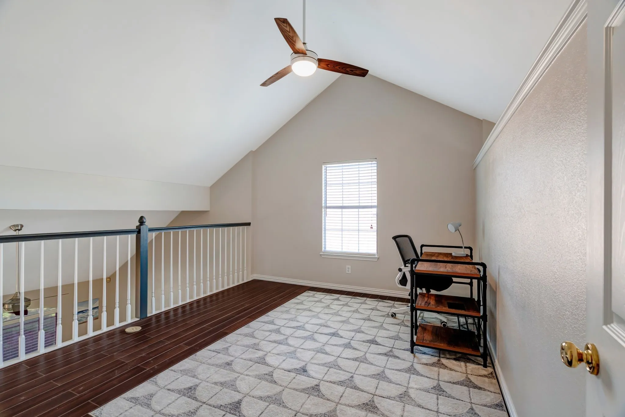 Single Family Residence For Rent in Tarrant County , 2977 Timber Creek Trail, Fort Worth, Texas 76118, 3 Bedroom, 3 Bathroom, 2 Garage spaces, 2,088 Sqft, built in 1994, mls#21317993, Real Estate Agent in Fort Worth, Homes For Rent in Tarrant county, Homes For Rent in Fort Worth, Realtor in Fort Worth Texas, Real Estate Brokerage Independent Realty Texas, Luminita Cordes Realtor