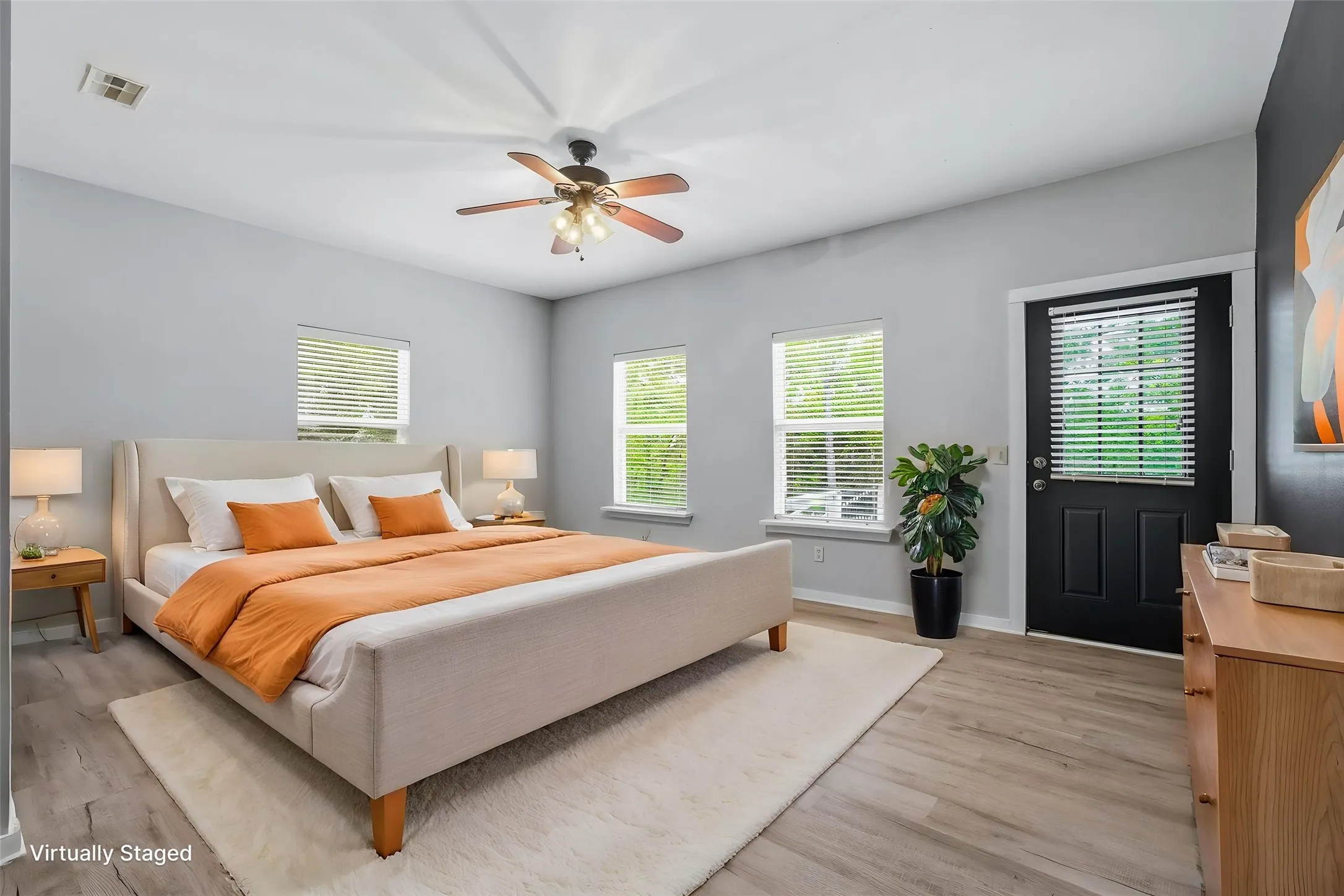 Single Family Residence For Sale in Smith County , 14227 County Road 438, Lindale, Texas 75771, 4 Bedroom, 2 Bathroom, Garage spaces, 2,100 Sqft, built in 2010, mls#21317779, Real Estate Agent in Lindale, Homes For Sale in Smith county, Homes For Sale in Lindale, Realtor in Lindale Texas, Real Estate Brokerage Independent Realty Texas, Luminita Cordes Realtor