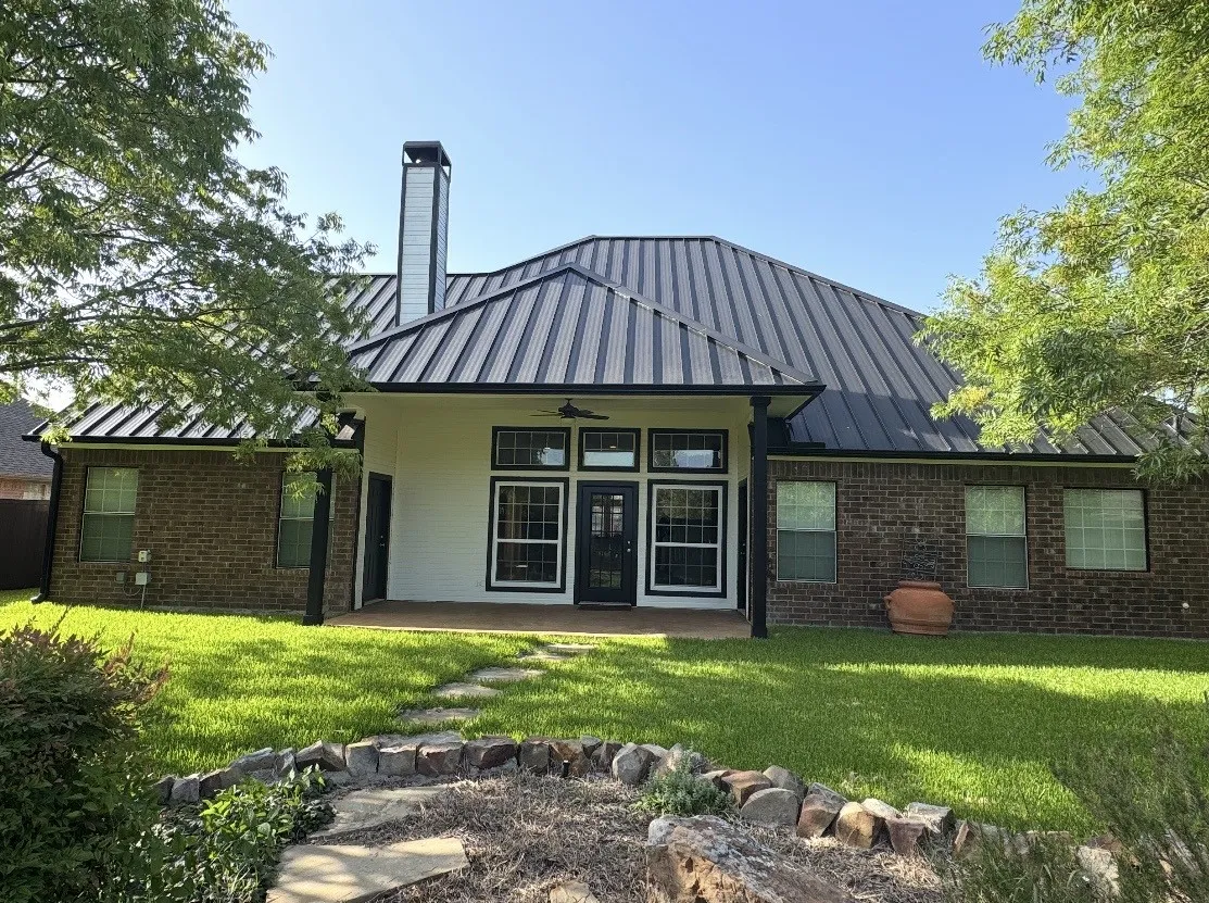 Single Family Residence For Rent in Rockwall County , 111 Reba Road, Heath, Texas 75032, 4 Bedrooms, 3 Bathrooms, 3 Garage spaces, 2,580 Sqft, built in 2004, Price $2,800, mls#21317997, Real Estate Agent in Heath, Homes For Rent in Rockwall county, Homes For Rent in Heath, Realtor in Heath Texas, Real Estate Brokerage Independent Realty Texas, Luminita Cordes Realtor