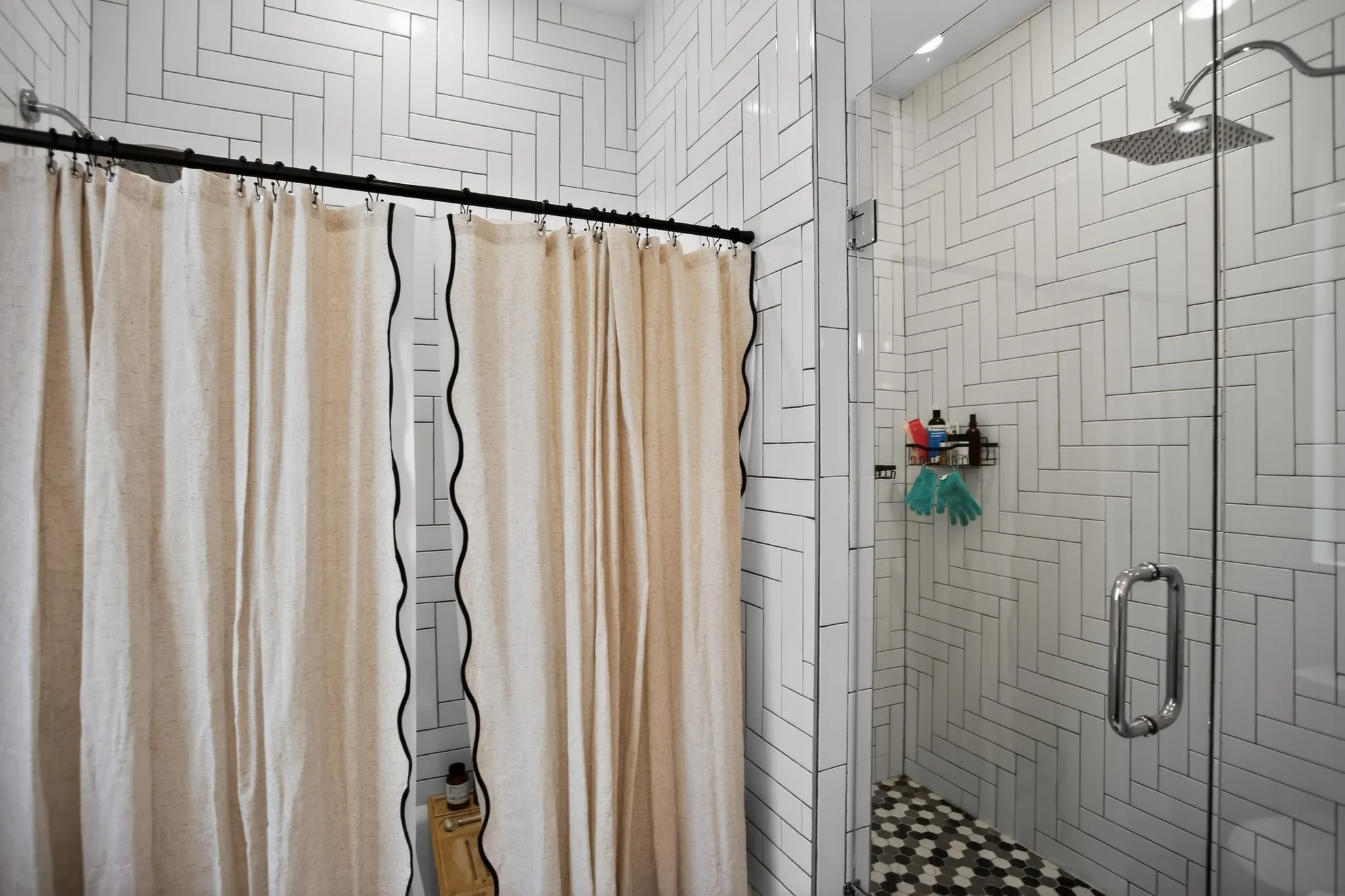 Condominium For Sale in Dallas County , 2222 Moser Avenue 113, Dallas, Texas 75206, 1 Bedroom, 2 Bathroom, 1 Garage spaces, 1,197 Sqft, built in 2018, mls#21317588, Real Estate Agent in Dallas, Homes For Sale in Dallas county, Homes For Sale in Dallas, Realtor in Dallas Texas, Real Estate Brokerage Independent Realty Texas, Luminita Cordes Realtor