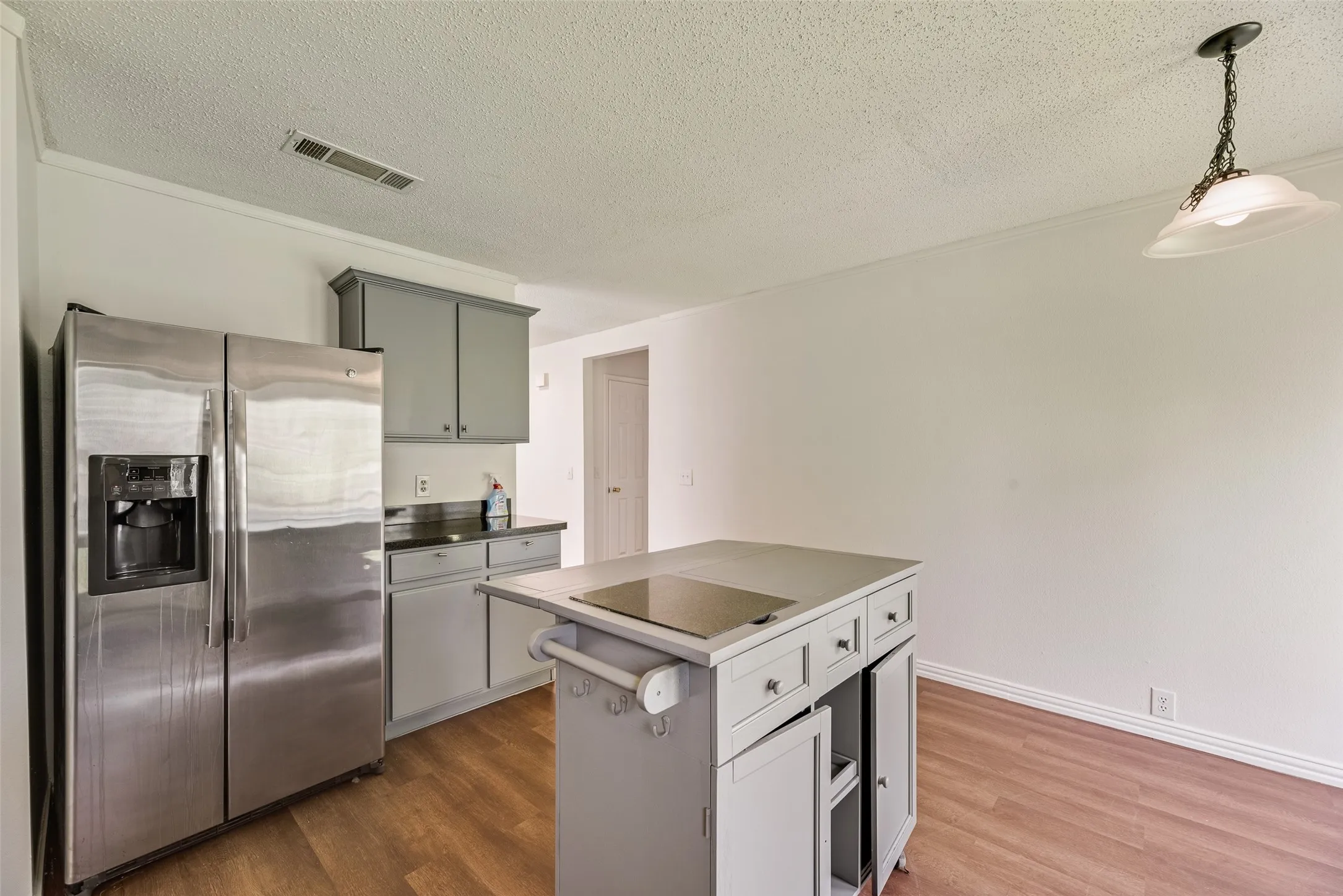 Single Family Residence For Rent in Denton County , 2309 Breanna Way, Little Elm, Texas 75068, 4 Bedroom, 3 Bathroom, 2 Garage spaces, 2,524 Sqft, built in 1999, mls#21318009, Real Estate Agent in Little Elm, Homes For Rent in Denton county, Homes For Rent in Little Elm, Realtor in Little Elm Texas, Real Estate Brokerage Independent Realty Texas, Luminita Cordes Realtor