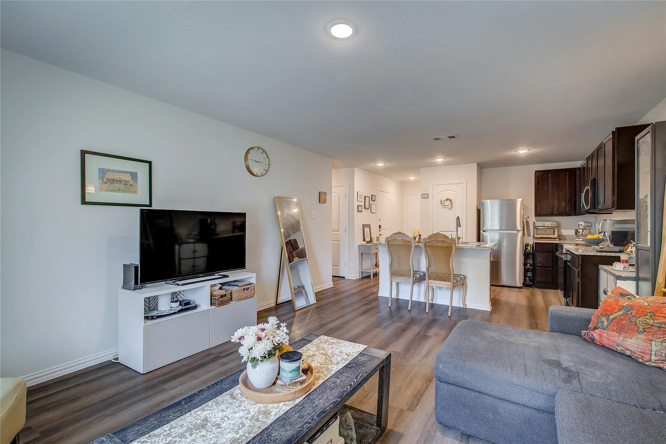 Single Family Residence For Sale in Hunt County , 1411 Hemphill Street, Greenville, Texas 75401, 3 Bedroom, 2 Bathroom, 2 Garage spaces, 1,028 Sqft, built in 2021, mls#21318001, Real Estate Agent in Greenville, Homes For Sale in Hunt county, Homes For Sale in Greenville, Realtor in Greenville Texas, Real Estate Brokerage Independent Realty Texas, Luminita Cordes Realtor