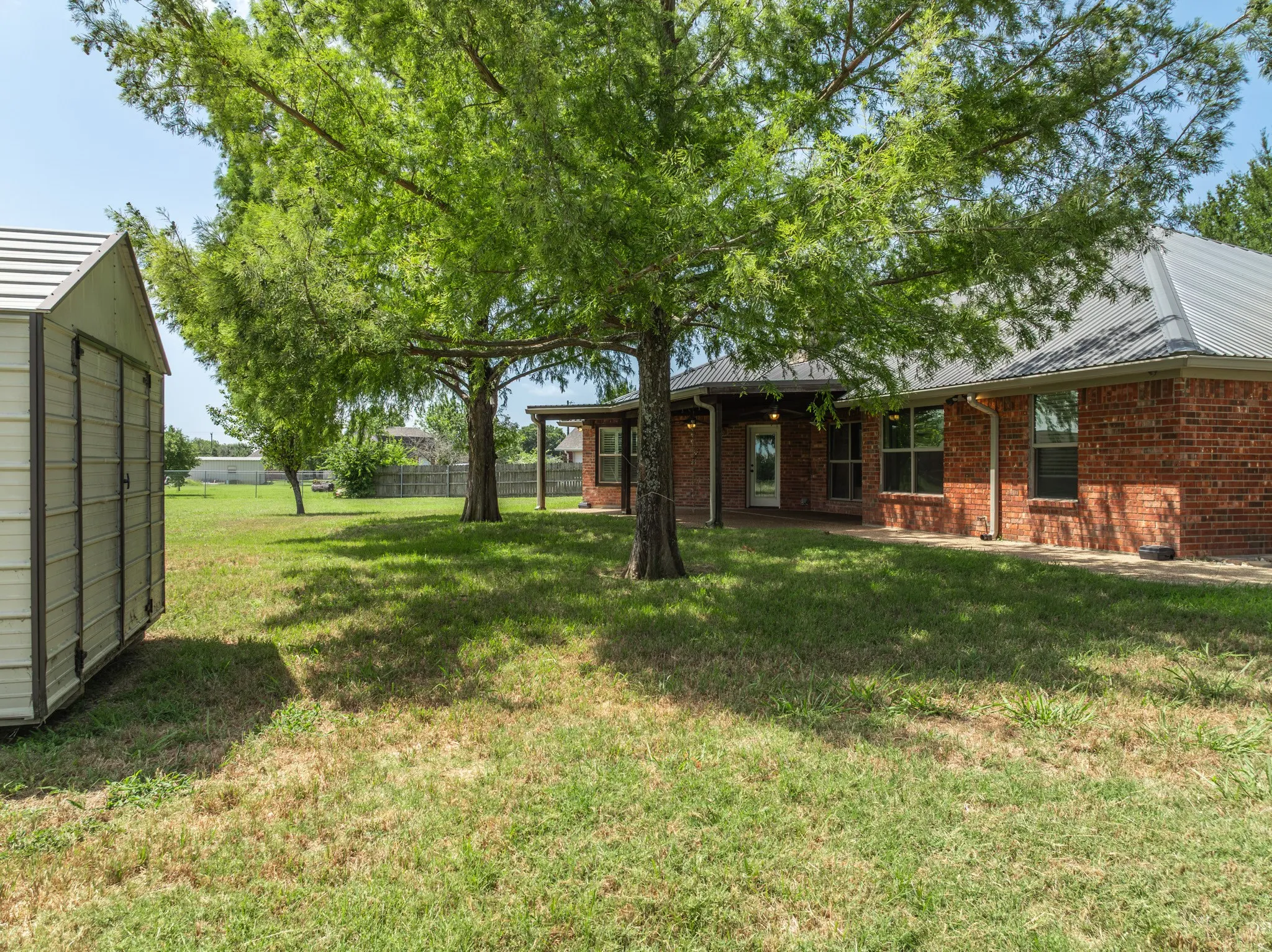 Single Family Residence For Sale in Mc Lennan County , 716 Retoma Park Drive, Robinson, Texas 76706, 4 Bedroom, 2 Bathroom, 2 Garage spaces, 2,231 Sqft, built in 1999, mls#21272649, Real Estate Agent in Robinson, Homes For Sale in Mc Lennan county, Homes For Sale in Robinson, Realtor in Robinson Texas, Real Estate Brokerage Independent Realty Texas, Luminita Cordes Realtor