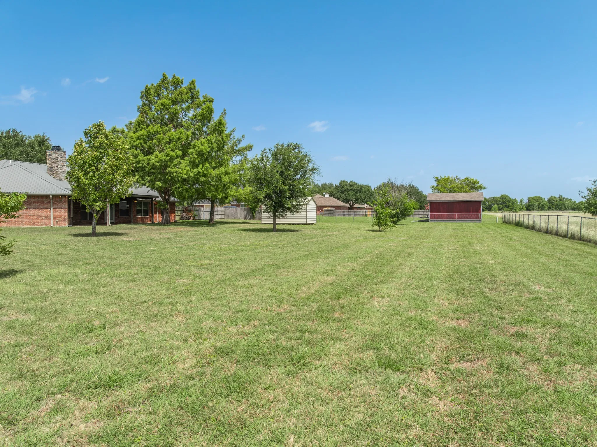 Single Family Residence For Sale in Mc Lennan County , 716 Retoma Park Drive, Robinson, Texas 76706, 4 Bedroom, 2 Bathroom, 2 Garage spaces, 2,231 Sqft, built in 1999, mls#21272649, Real Estate Agent in Robinson, Homes For Sale in Mc Lennan county, Homes For Sale in Robinson, Realtor in Robinson Texas, Real Estate Brokerage Independent Realty Texas, Luminita Cordes Realtor