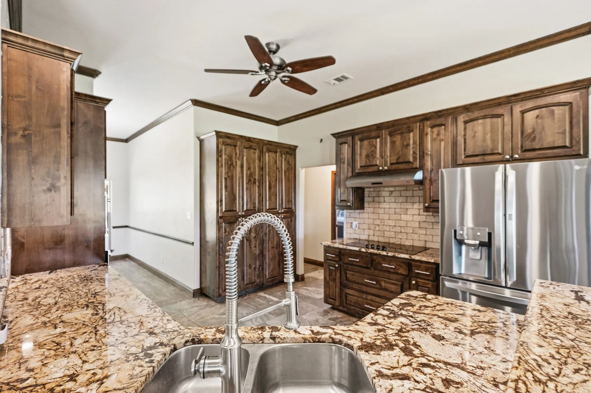 Single Family Residence For Sale in Mc Lennan County , 716 Retoma Park Drive, Robinson, Texas 76706, 4 Bedroom, 2 Bathroom, 2 Garage spaces, 2,231 Sqft, built in 1999, mls#21272649, Real Estate Agent in Robinson, Homes For Sale in Mc Lennan county, Homes For Sale in Robinson, Realtor in Robinson Texas, Real Estate Brokerage Independent Realty Texas, Luminita Cordes Realtor