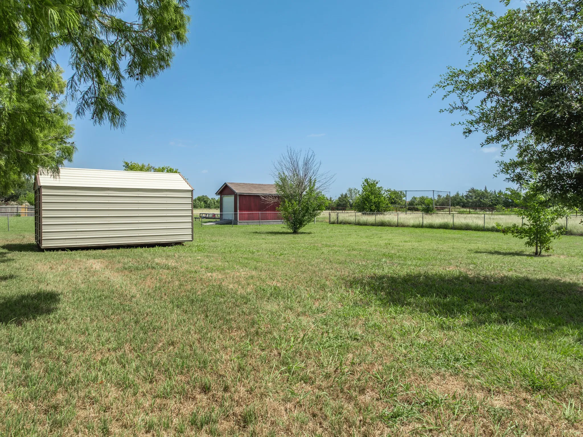 Single Family Residence For Sale in Mc Lennan County , 716 Retoma Park Drive, Robinson, Texas 76706, 4 Bedroom, 2 Bathroom, 2 Garage spaces, 2,231 Sqft, built in 1999, mls#21272649, Real Estate Agent in Robinson, Homes For Sale in Mc Lennan county, Homes For Sale in Robinson, Realtor in Robinson Texas, Real Estate Brokerage Independent Realty Texas, Luminita Cordes Realtor