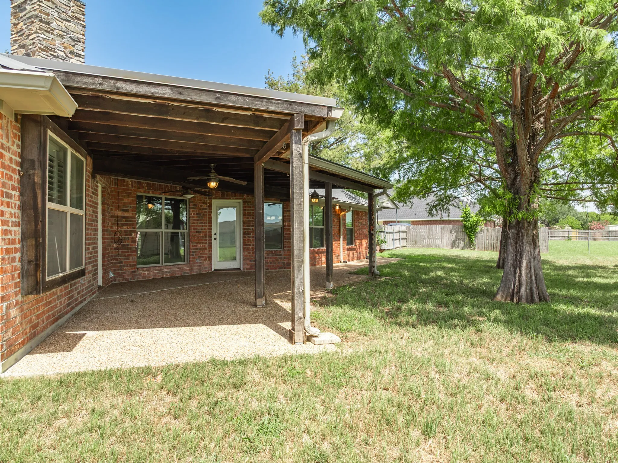 Single Family Residence For Sale in Mc Lennan County , 716 Retoma Park Drive, Robinson, Texas 76706, 4 Bedroom, 2 Bathroom, 2 Garage spaces, 2,231 Sqft, built in 1999, mls#21272649, Real Estate Agent in Robinson, Homes For Sale in Mc Lennan county, Homes For Sale in Robinson, Realtor in Robinson Texas, Real Estate Brokerage Independent Realty Texas, Luminita Cordes Realtor