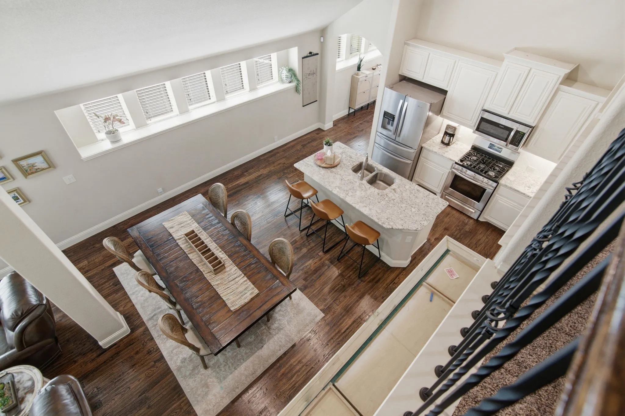 Single Family Residence For Sale in Denton County , 212 Spruce Valley Drive, Justin, Texas 76247, 4 Bedroom, 3 Bathroom, 2 Garage spaces, 2,334 Sqft, built in 2018, mls#21315281, Real Estate Agent in Justin, Homes For Sale in Denton county, Homes For Sale in Justin, Realtor in Justin Texas, Real Estate Brokerage Independent Realty Texas, Luminita Cordes Realtor