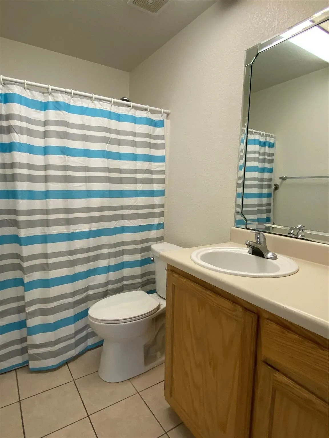 Single Family Residence For Sale in Hood County , 4406 Bobbie Ann Drive, Granbury, Texas 76049, 3 Bedroom, 2 Bathroom, 2 Garage spaces, 1,626 Sqft, built in 2005, mls#21318021, Real Estate Agent in Granbury, Homes For Sale in Hood county, Homes For Sale in Granbury, Realtor in Granbury Texas, Real Estate Brokerage Independent Realty Texas, Luminita Cordes Realtor