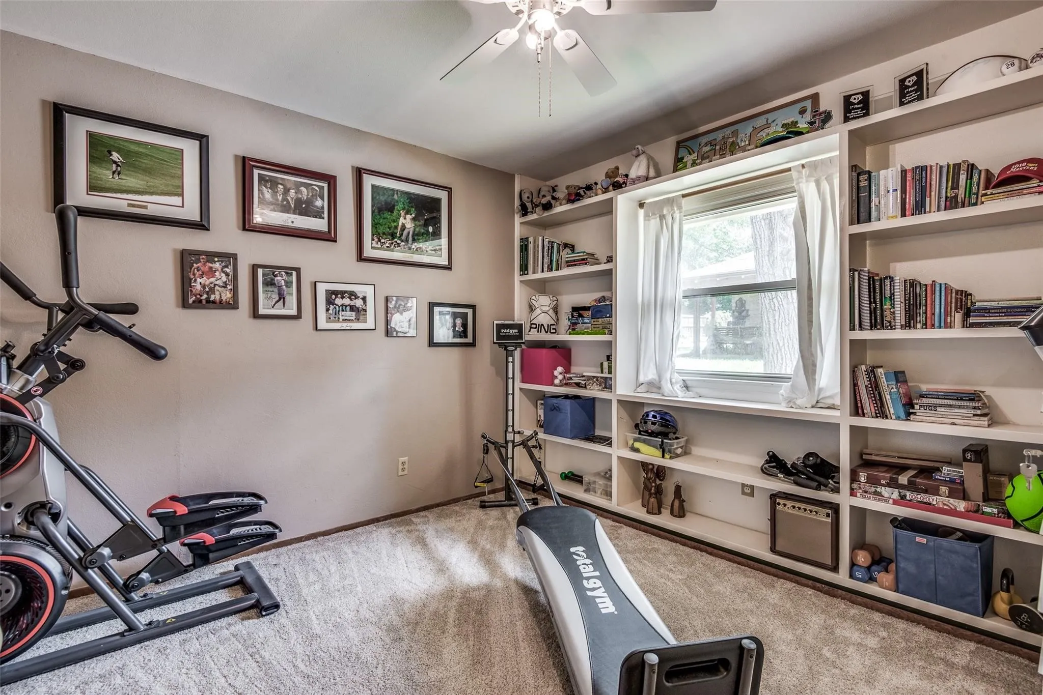 Single Family Residence For Rent in Dallas County , 6607 Roundrock Road, Dallas, Texas 75248, 3 Bedroom, 2 Bathroom, 2 Garage spaces, 2,369 Sqft, built in 1970, mls#21315427, Real Estate Agent in Dallas, Homes For Rent in Dallas county, Homes For Rent in Dallas, Realtor in Dallas Texas, Real Estate Brokerage Independent Realty Texas, Luminita Cordes Realtor