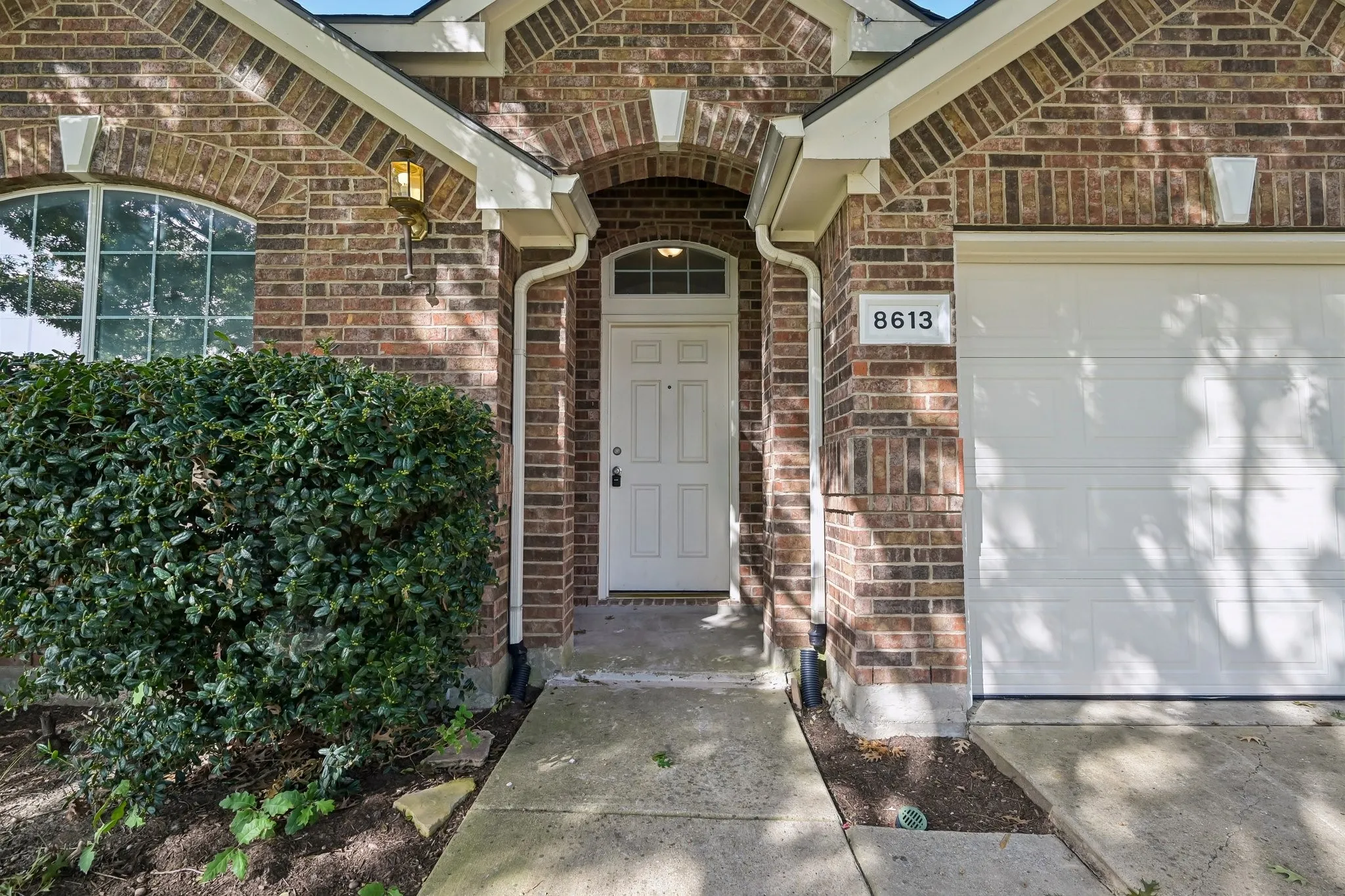 Single Family Residence For Sale in Dallas County , 8613 Saint Andrews Lane, Rowlett, Texas 75089, 4 Bedroom, 2 Bathroom, 2 Garage spaces, 2,120 Sqft, built in 2005, mls#21316908, Real Estate Agent in Rowlett, Homes For Sale in Dallas county, Homes For Sale in Rowlett, Realtor in Rowlett Texas, Real Estate Brokerage Independent Realty Texas, Luminita Cordes Realtor