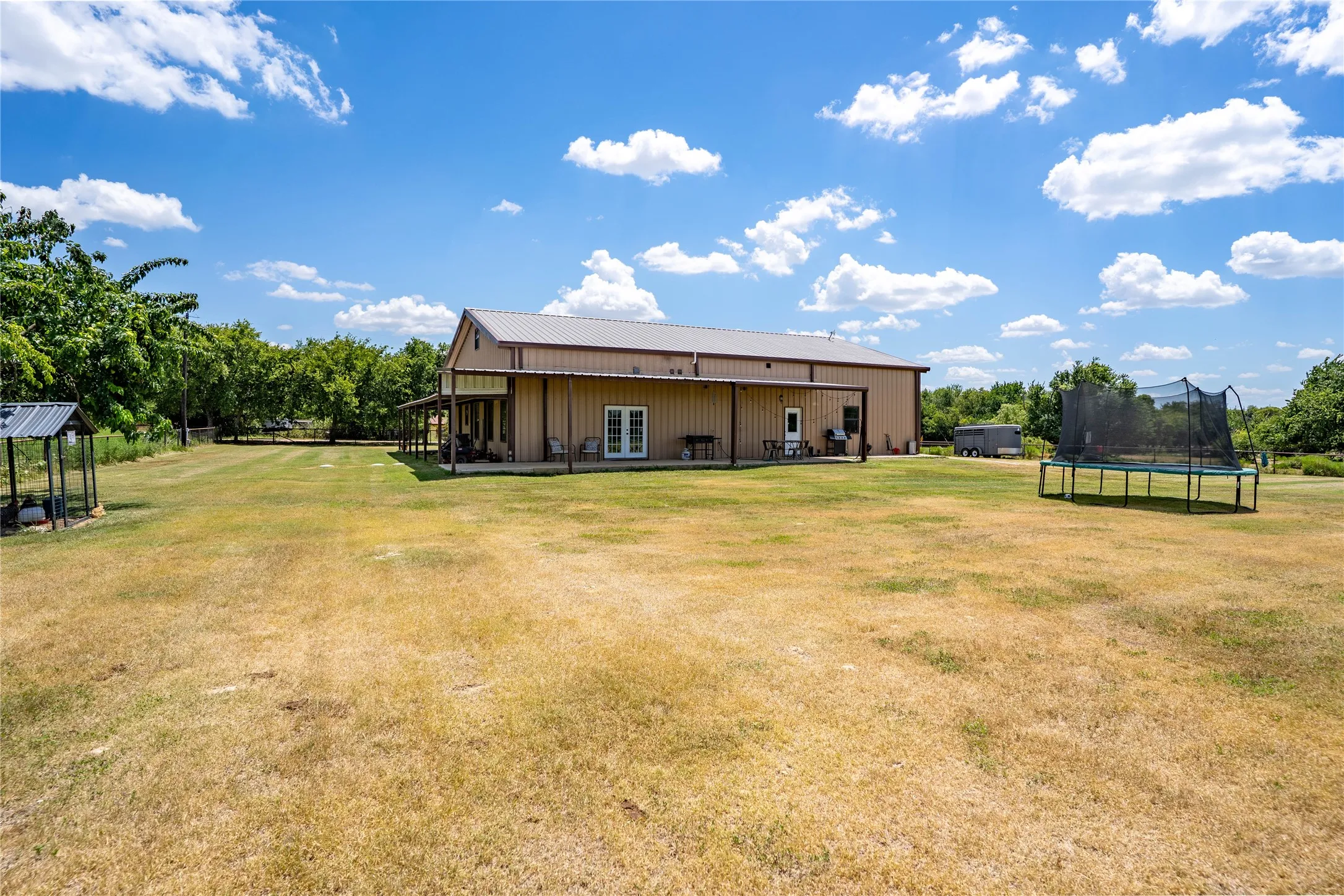 Farm For Sale in Johnson County , 4600 County Road 906, Godley, Texas 76044, 3 Bedroom, 3 Bathroom, 3 Garage spaces, 2,130 Sqft, built in 2016, mls#21317599, Real Estate Agent in Godley, Homes For Sale in Johnson county, Homes For Sale in Godley, Realtor in Godley Texas, Real Estate Brokerage Independent Realty Texas, Luminita Cordes Realtor