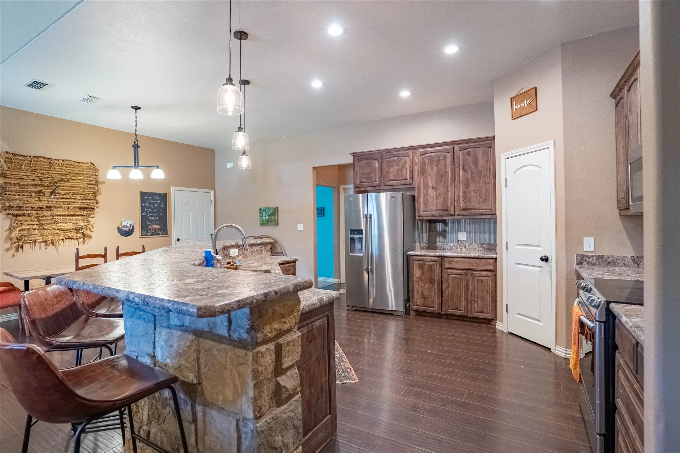 Farm For Sale in Johnson County , 4600 County Road 906, Godley, Texas 76044, 3 Bedroom, 3 Bathroom, 3 Garage spaces, 2,130 Sqft, built in 2016, mls#21317599, Real Estate Agent in Godley, Homes For Sale in Johnson county, Homes For Sale in Godley, Realtor in Godley Texas, Real Estate Brokerage Independent Realty Texas, Luminita Cordes Realtor