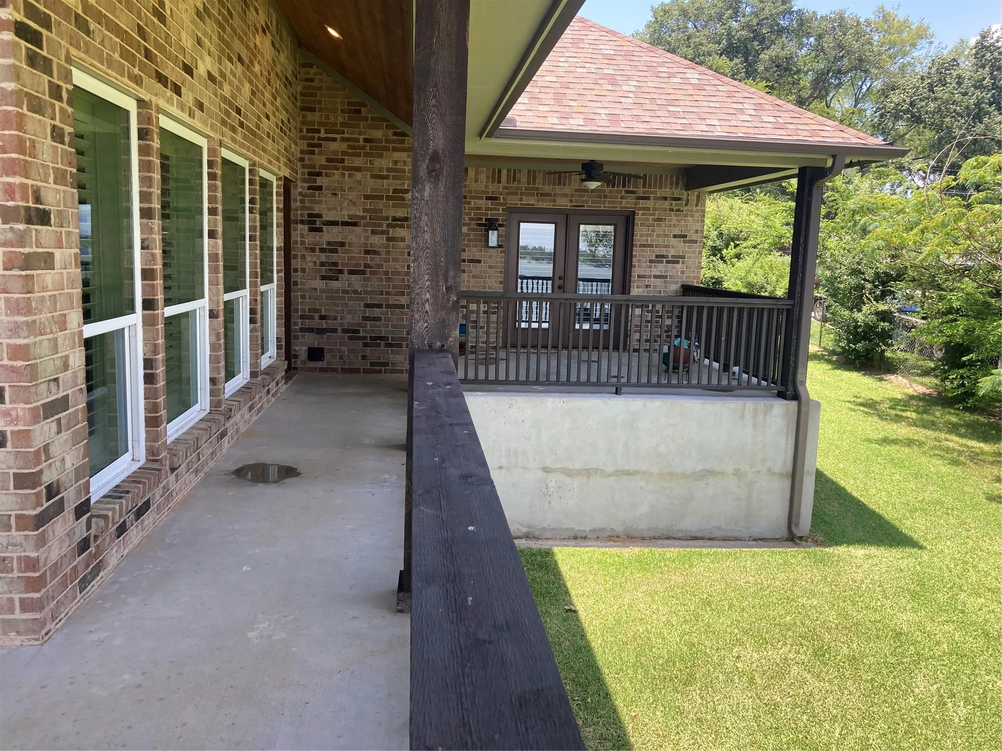 Single Family Residence For Sale in Henderson County , 108 The Lee Way, Gun Barrel City, Texas 75156, 3 Bedroom, 2 Bathroom, 2 Garage spaces, 2,400 Sqft, built in 2019, mls#21316595, Real Estate Agent in Gun Barrel City, Homes For Sale in Henderson county, Homes For Sale in Gun Barrel City, Realtor in Gun Barrel City Texas, Real Estate Brokerage Independent Realty Texas, Luminita Cordes Realtor