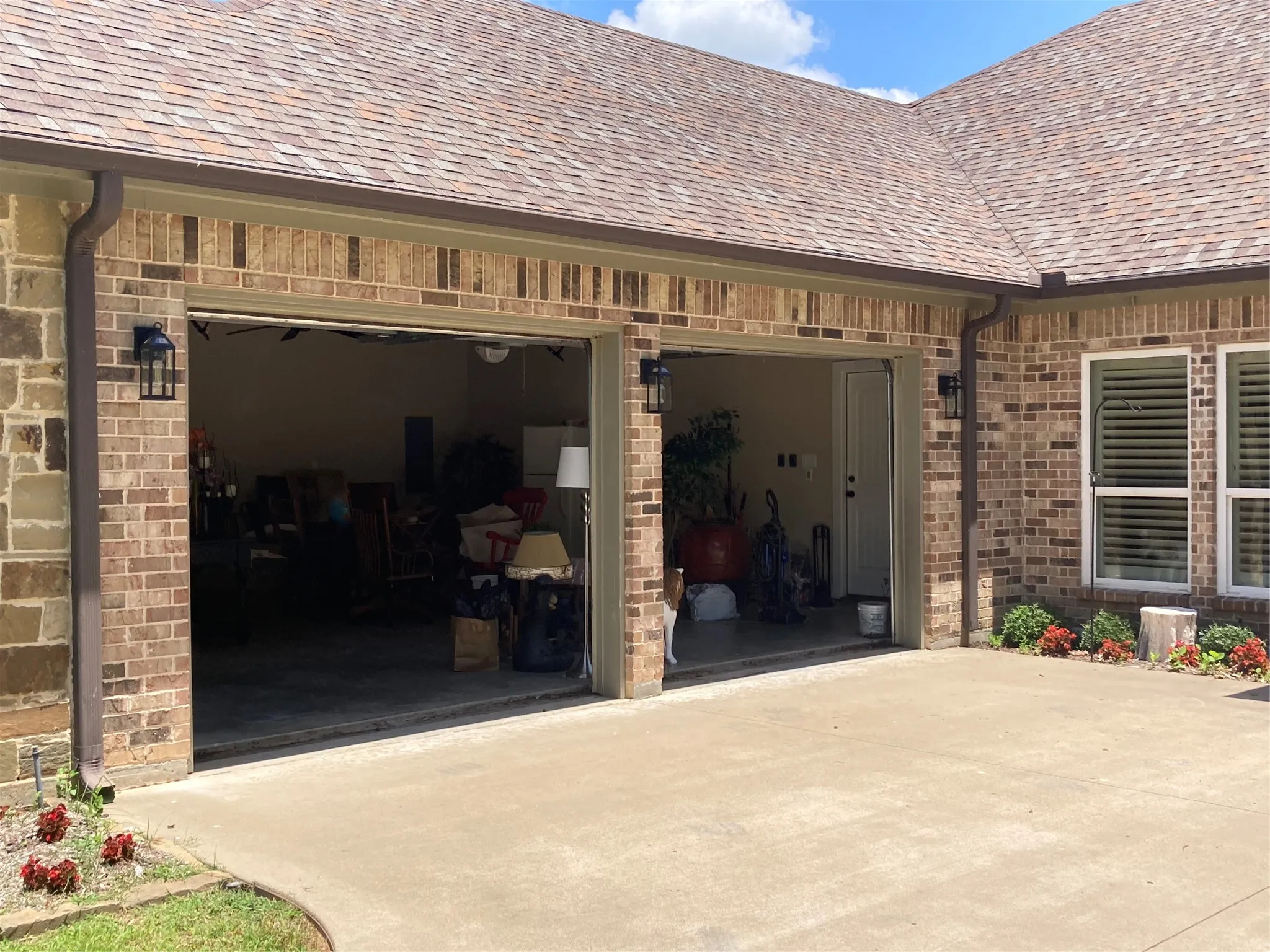 Single Family Residence For Sale in Henderson County , 108 The Lee Way, Gun Barrel City, Texas 75156, 3 Bedroom, 2 Bathroom, 2 Garage spaces, 2,400 Sqft, built in 2019, mls#21316595, Real Estate Agent in Gun Barrel City, Homes For Sale in Henderson county, Homes For Sale in Gun Barrel City, Realtor in Gun Barrel City Texas, Real Estate Brokerage Independent Realty Texas, Luminita Cordes Realtor