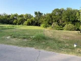 Unimproved Land For Sale in Rockwall County , 891 Lakeside Drive, Rockwall, Texas 75032, 0, 0, Garage spaces, 0 Sqft, built in 0, mls#21317890, Real Estate Agent in Rockwall, Homes For Sale in Rockwall county, Homes For Sale in Rockwall, Realtor in Rockwall Texas, Real Estate Brokerage Independent Realty Texas, Luminita Cordes Realtor