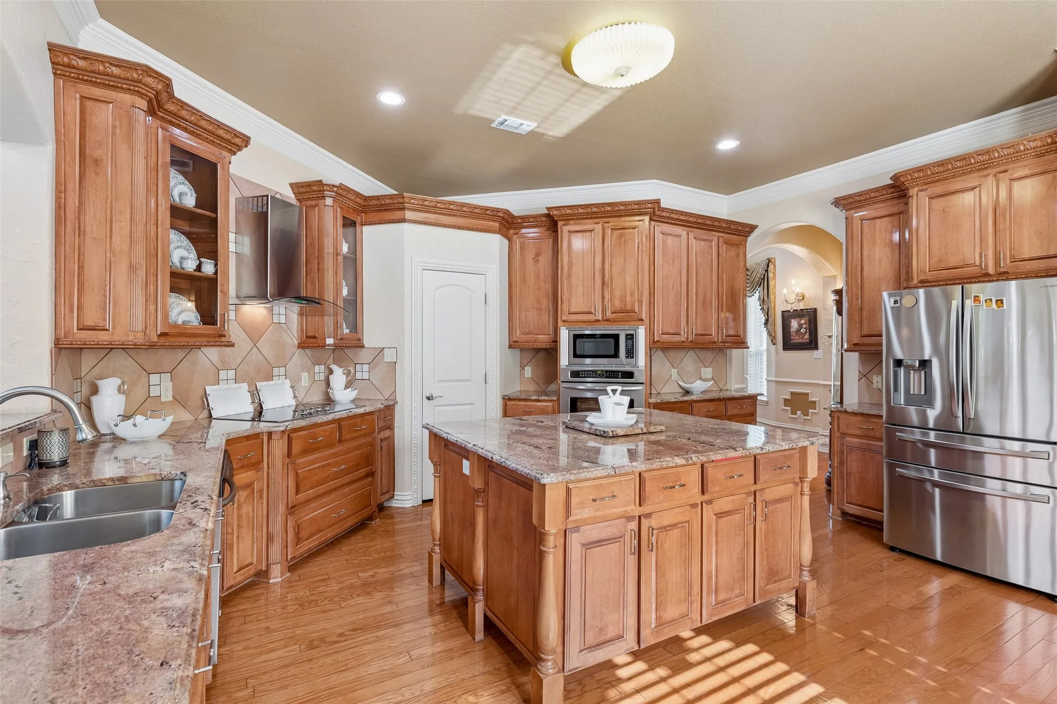 Single Family Residence For Sale in Grayson County , 1803 Verdi Lane, Sherman, Texas 75090, 6 Bedrooms, 5 Bathrooms, 2 Garage spaces, 4,069 Sqft, built in 2007, Price $925,000, mls#21315584, Real Estate Agent in Sherman, Homes For Sale in Grayson county, Homes For Sale in Sherman, Realtor in Sherman Texas, Real Estate Brokerage Independent Realty Texas, Luminita Cordes Realtor