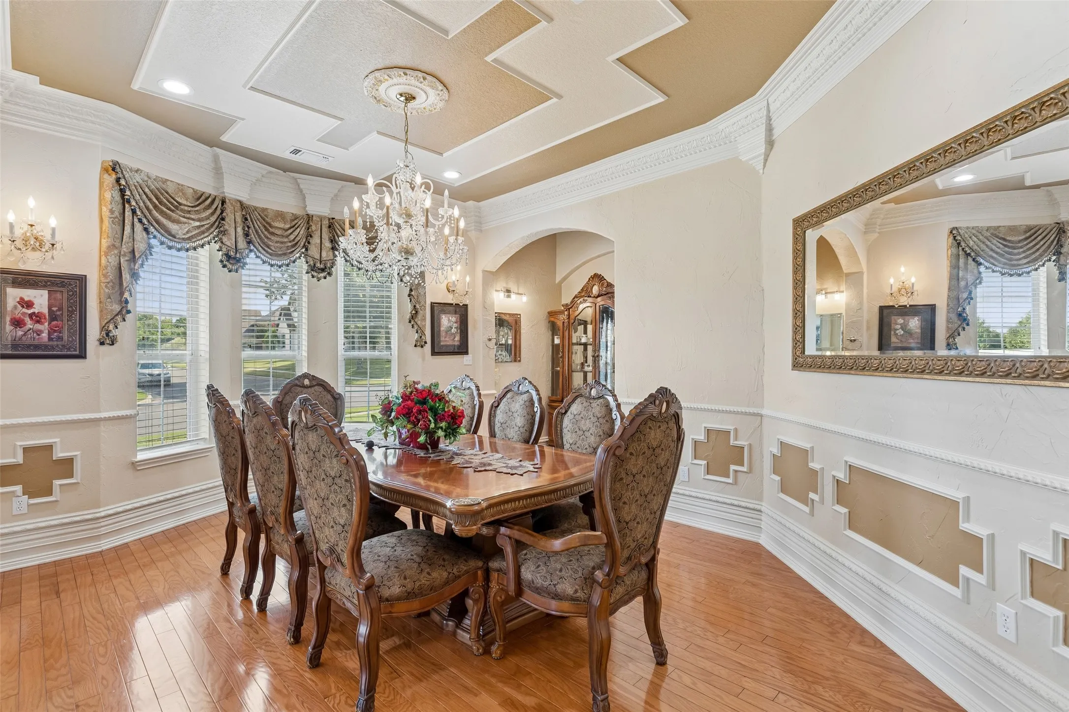 Single Family Residence For Sale in Grayson County , 1803 Verdi Lane, Sherman, Texas 75090, 6 Bedrooms, 5 Bathrooms, 2 Garage spaces, 4,069 Sqft, built in 2007, Price $925,000, mls#21315584, Real Estate Agent in Sherman, Homes For Sale in Grayson county, Homes For Sale in Sherman, Realtor in Sherman Texas, Real Estate Brokerage Independent Realty Texas, Luminita Cordes Realtor