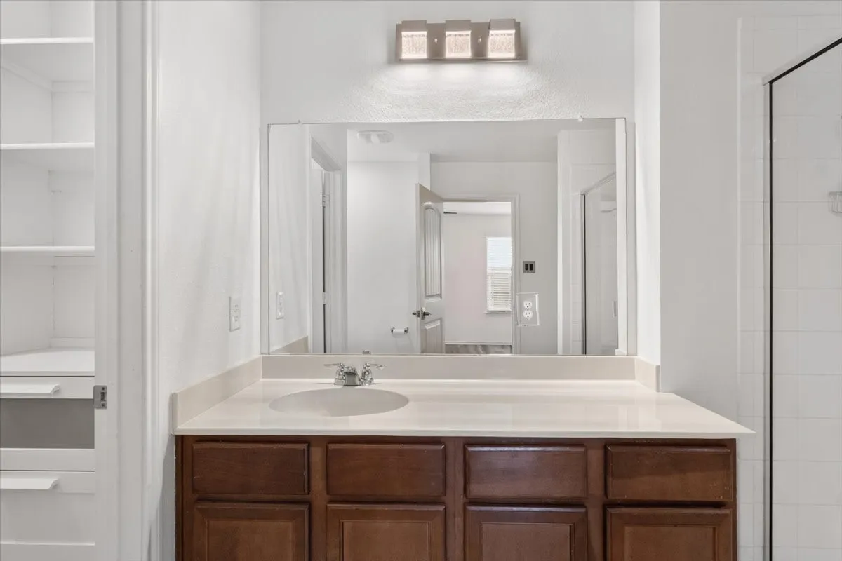 Single Family Residence For Rent in Collin County , 803 Quartz Trail, Princeton, Texas 75407, 4 Bedroom, 2 Bathroom, 2 Garage spaces, 1,587 Sqft, built in 2017, mls#21255211, Real Estate Agent in Princeton, Homes For Rent in Collin county, Homes For Rent in Princeton, Realtor in Princeton Texas, Real Estate Brokerage Independent Realty Texas, Luminita Cordes Realtor
