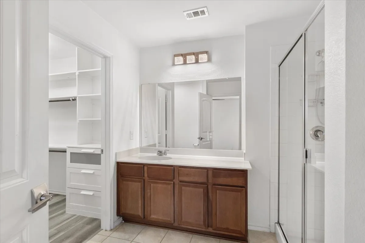 Single Family Residence For Rent in Collin County , 803 Quartz Trail, Princeton, Texas 75407, 4 Bedroom, 2 Bathroom, 2 Garage spaces, 1,587 Sqft, built in 2017, mls#21255211, Real Estate Agent in Princeton, Homes For Rent in Collin county, Homes For Rent in Princeton, Realtor in Princeton Texas, Real Estate Brokerage Independent Realty Texas, Luminita Cordes Realtor