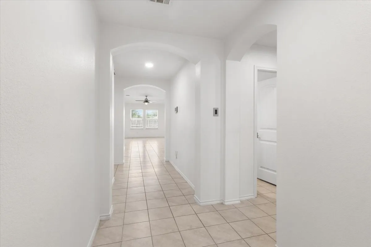 Single Family Residence For Rent in Collin County , 803 Quartz Trail, Princeton, Texas 75407, 4 Bedroom, 2 Bathroom, 2 Garage spaces, 1,587 Sqft, built in 2017, mls#21255211, Real Estate Agent in Princeton, Homes For Rent in Collin county, Homes For Rent in Princeton, Realtor in Princeton Texas, Real Estate Brokerage Independent Realty Texas, Luminita Cordes Realtor