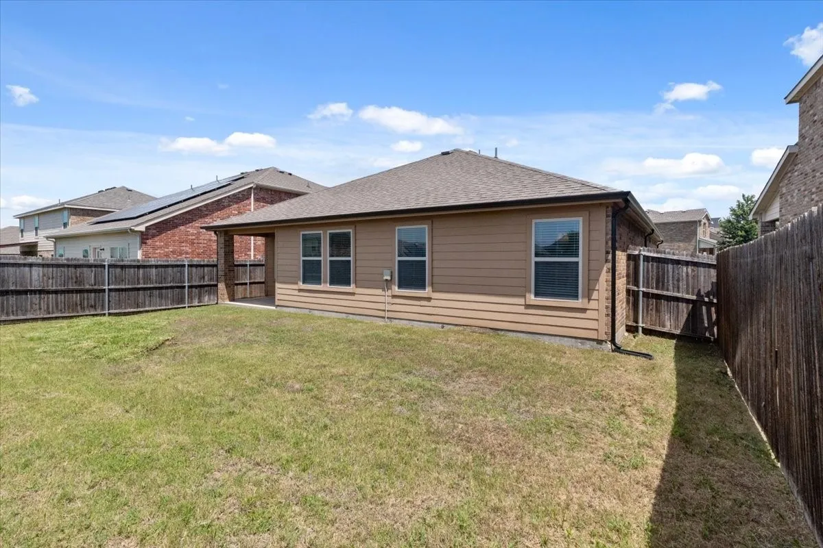 Single Family Residence For Rent in Collin County , 803 Quartz Trail, Princeton, Texas 75407, 4 Bedroom, 2 Bathroom, 2 Garage spaces, 1,587 Sqft, built in 2017, mls#21255211, Real Estate Agent in Princeton, Homes For Rent in Collin county, Homes For Rent in Princeton, Realtor in Princeton Texas, Real Estate Brokerage Independent Realty Texas, Luminita Cordes Realtor