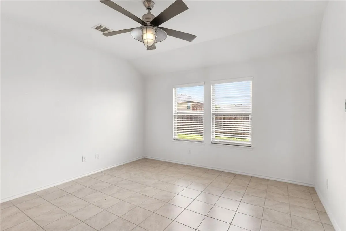 Single Family Residence For Rent in Collin County , 803 Quartz Trail, Princeton, Texas 75407, 4 Bedroom, 2 Bathroom, 2 Garage spaces, 1,587 Sqft, built in 2017, mls#21255211, Real Estate Agent in Princeton, Homes For Rent in Collin county, Homes For Rent in Princeton, Realtor in Princeton Texas, Real Estate Brokerage Independent Realty Texas, Luminita Cordes Realtor