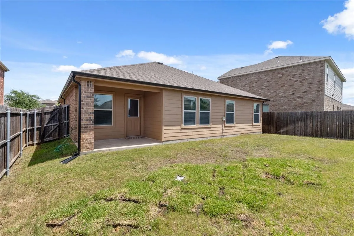 Single Family Residence For Rent in Collin County , 803 Quartz Trail, Princeton, Texas 75407, 4 Bedroom, 2 Bathroom, 2 Garage spaces, 1,587 Sqft, built in 2017, mls#21255211, Real Estate Agent in Princeton, Homes For Rent in Collin county, Homes For Rent in Princeton, Realtor in Princeton Texas, Real Estate Brokerage Independent Realty Texas, Luminita Cordes Realtor