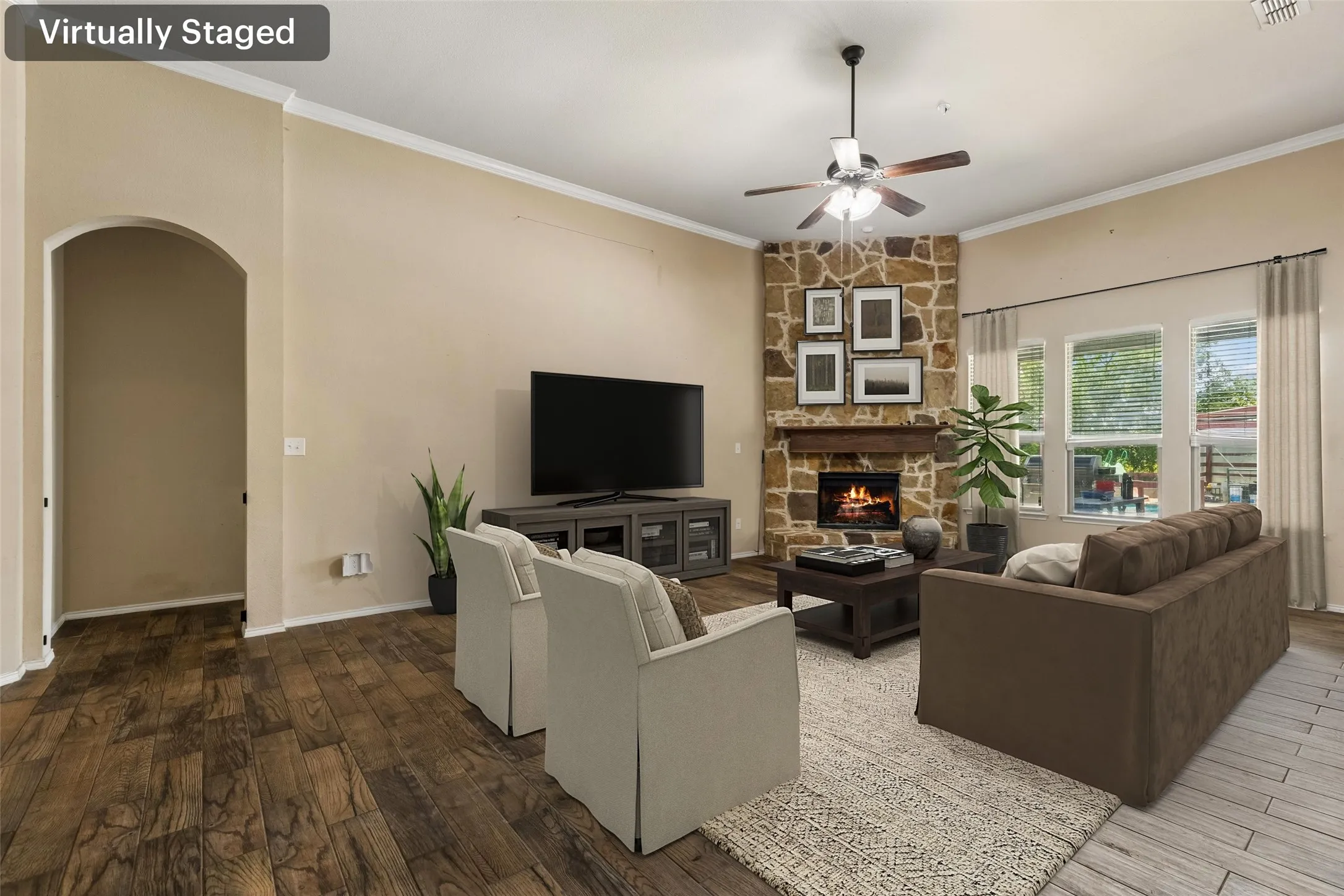 Single Family Residence For Sale in Collin County , 2515 Jessica Way Lane, Royse City, Texas 75189, 4 Bedroom, 2 Bathroom, 3 Garage spaces, 2,862 Sqft, built in 2015, mls#21314301, Real Estate Agent in Royse City, Homes For Sale in Collin county, Homes For Sale in Royse City, Realtor in Royse City Texas, Real Estate Brokerage Independent Realty Texas, Luminita Cordes Realtor