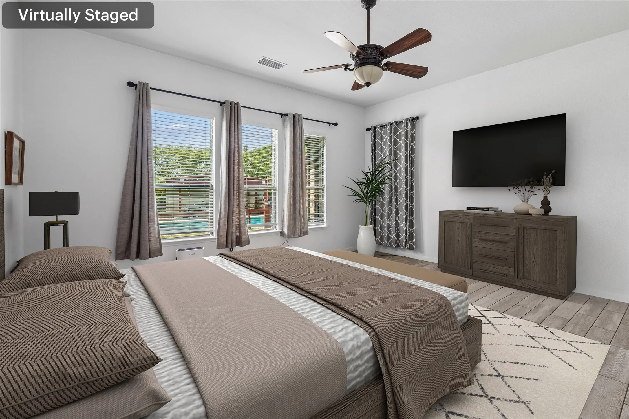 Single Family Residence For Sale in Collin County , 2515 Jessica Way Lane, Royse City, Texas 75189, 4 Bedroom, 2 Bathroom, 3 Garage spaces, 2,862 Sqft, built in 2015, mls#21314301, Real Estate Agent in Royse City, Homes For Sale in Collin county, Homes For Sale in Royse City, Realtor in Royse City Texas, Real Estate Brokerage Independent Realty Texas, Luminita Cordes Realtor