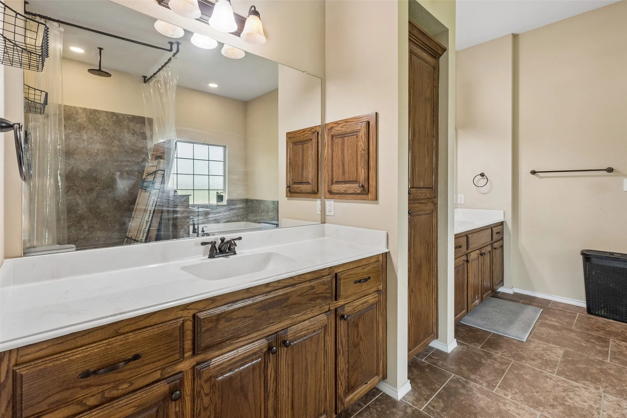 Single Family Residence For Sale in Collin County , 2515 Jessica Way Lane, Royse City, Texas 75189, 4 Bedroom, 2 Bathroom, 3 Garage spaces, 2,862 Sqft, built in 2015, mls#21314301, Real Estate Agent in Royse City, Homes For Sale in Collin county, Homes For Sale in Royse City, Realtor in Royse City Texas, Real Estate Brokerage Independent Realty Texas, Luminita Cordes Realtor