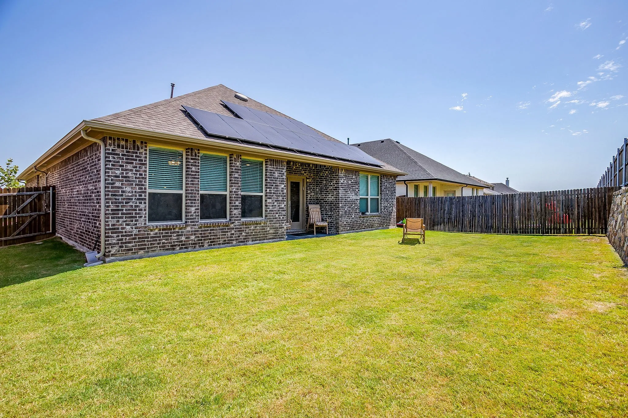 Single Family Residence For Sale in Johnson County , 8225 Manx Point, Godley, Texas 76044, 3 Bedroom, 2 Bathroom, 2 Garage spaces, 2,009 Sqft, built in 2023, mls#21312106, Real Estate Agent in Godley, Homes For Sale in Johnson county, Homes For Sale in Godley, Realtor in Godley Texas, Real Estate Brokerage Independent Realty Texas, Luminita Cordes Realtor