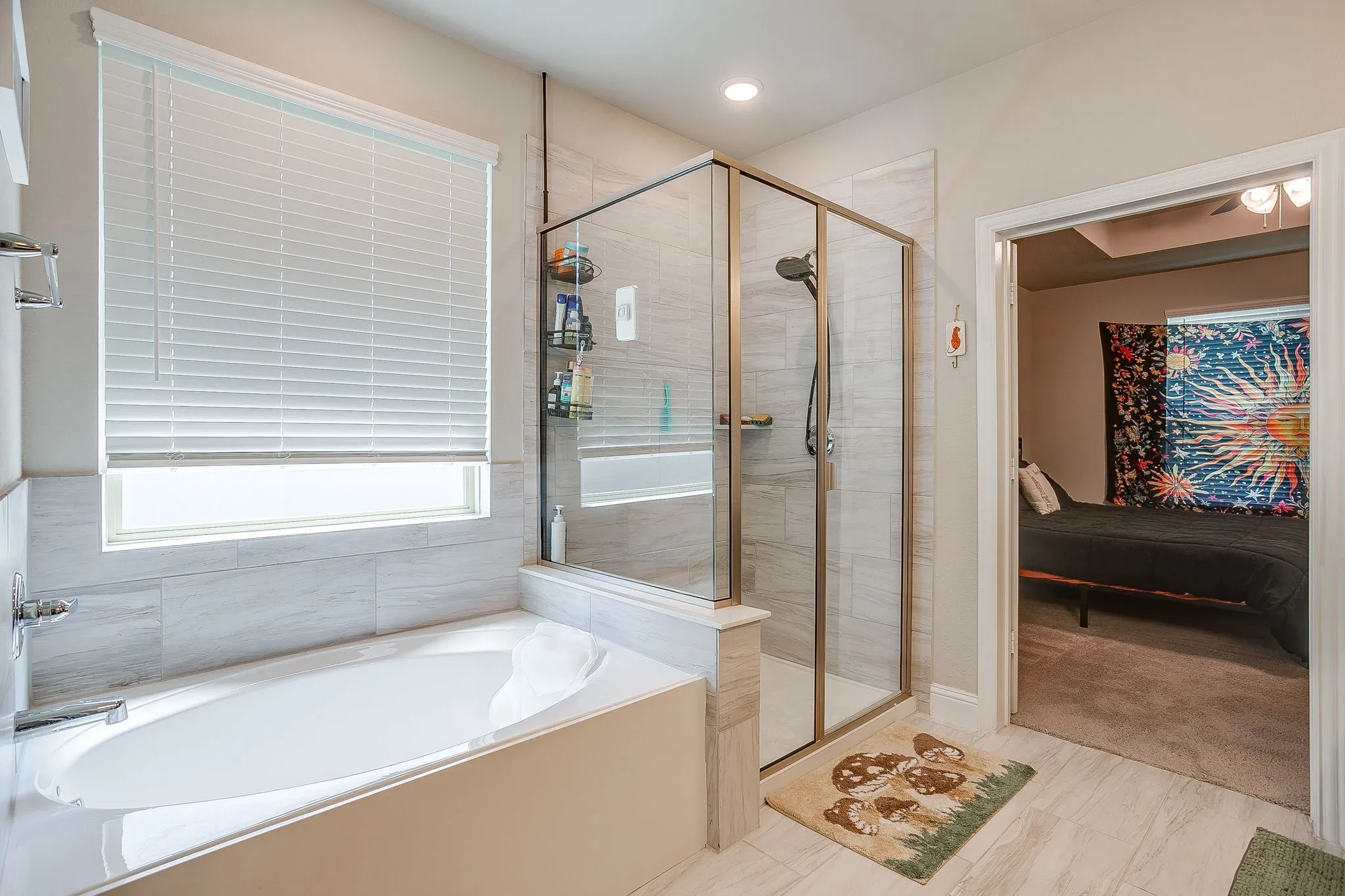 Single Family Residence For Sale in Johnson County , 8225 Manx Point, Godley, Texas 76044, 3 Bedroom, 2 Bathroom, 2 Garage spaces, 2,009 Sqft, built in 2023, mls#21312106, Real Estate Agent in Godley, Homes For Sale in Johnson county, Homes For Sale in Godley, Realtor in Godley Texas, Real Estate Brokerage Independent Realty Texas, Luminita Cordes Realtor