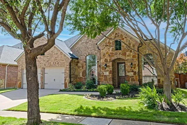Single Family Residence For Sale in Denton County , 8160 Holliday Road, Lantana, Texas 76226, 4 Bedroom, 4 Bathroom, 2 Garage spaces, 3,187 Sqft, built in 2005, mls#21311495, Real Estate Agent in Lantana, Homes For Sale in Denton county, Homes For Sale in Lantana, Realtor in Lantana Texas, Real Estate Brokerage Independent Realty Texas, Luminita Cordes Realtor