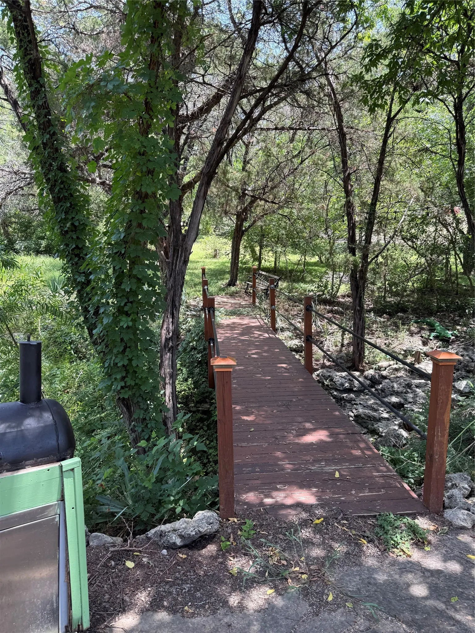 Single Family Residence For Sale in Johnson County , 9217 Indian Trail, Rio Vista, Texas 76093, 3 Bedroom, 3 Bathroom, 2 Garage spaces, 1,450 Sqft, built in 2001, Price $345,000, mls#21316813, Real Estate Agent in Rio Vista, Homes For Sale in Johnson county, Homes For Sale in Rio Vista, Realtor in Rio Vista Texas, Real Estate Brokerage Independent Realty Texas, Luminita Cordes Realtor