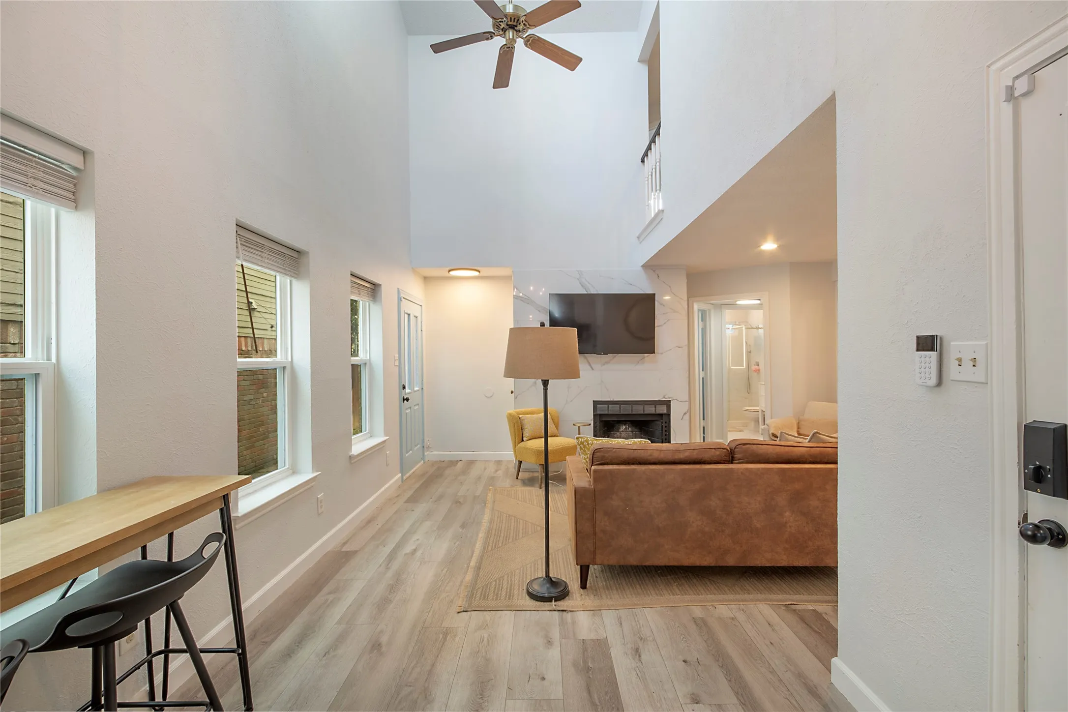 Single Family Residence For Sale in Rockwall County , 218 Saint Marys Place, Rockwall, Texas 75087, 3 Bedroom, 2 Bathroom, 1 Garage spaces, 1,161 Sqft, built in 1984, mls#21309637, Real Estate Agent in Rockwall, Homes For Sale in Rockwall county, Homes For Sale in Rockwall, Realtor in Rockwall Texas, Real Estate Brokerage Independent Realty Texas, Luminita Cordes Realtor
