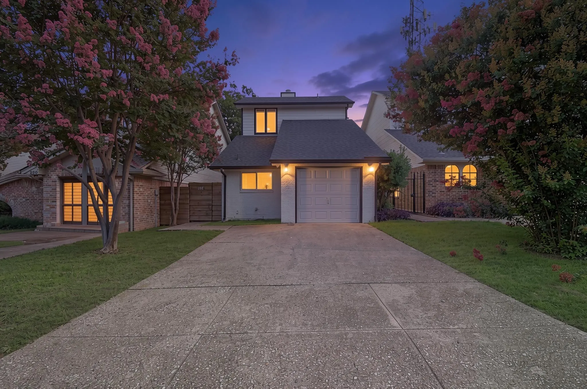Single Family Residence For Sale in Rockwall County , 218 Saint Marys Place, Rockwall, Texas 75087, 3 Bedroom, 2 Bathroom, 1 Garage spaces, 1,161 Sqft, built in 1984, mls#21309637, Real Estate Agent in Rockwall, Homes For Sale in Rockwall county, Homes For Sale in Rockwall, Realtor in Rockwall Texas, Real Estate Brokerage Independent Realty Texas, Luminita Cordes Realtor