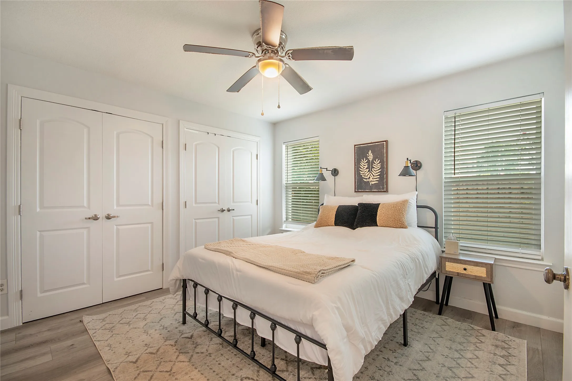 Single Family Residence For Sale in Rockwall County , 218 Saint Marys Place, Rockwall, Texas 75087, 3 Bedroom, 2 Bathroom, 1 Garage spaces, 1,161 Sqft, built in 1984, mls#21309637, Real Estate Agent in Rockwall, Homes For Sale in Rockwall county, Homes For Sale in Rockwall, Realtor in Rockwall Texas, Real Estate Brokerage Independent Realty Texas, Luminita Cordes Realtor