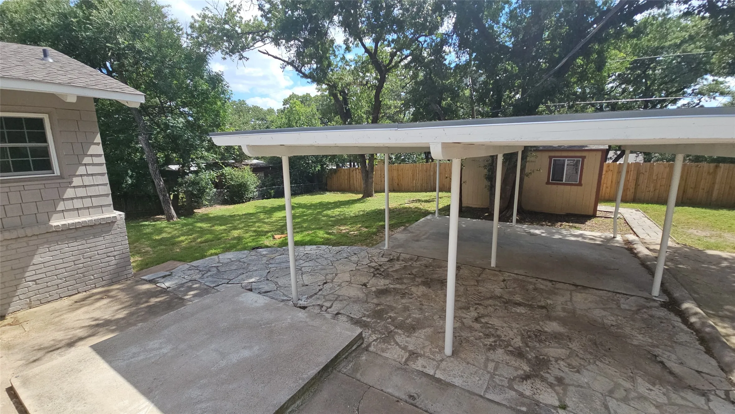 Carport