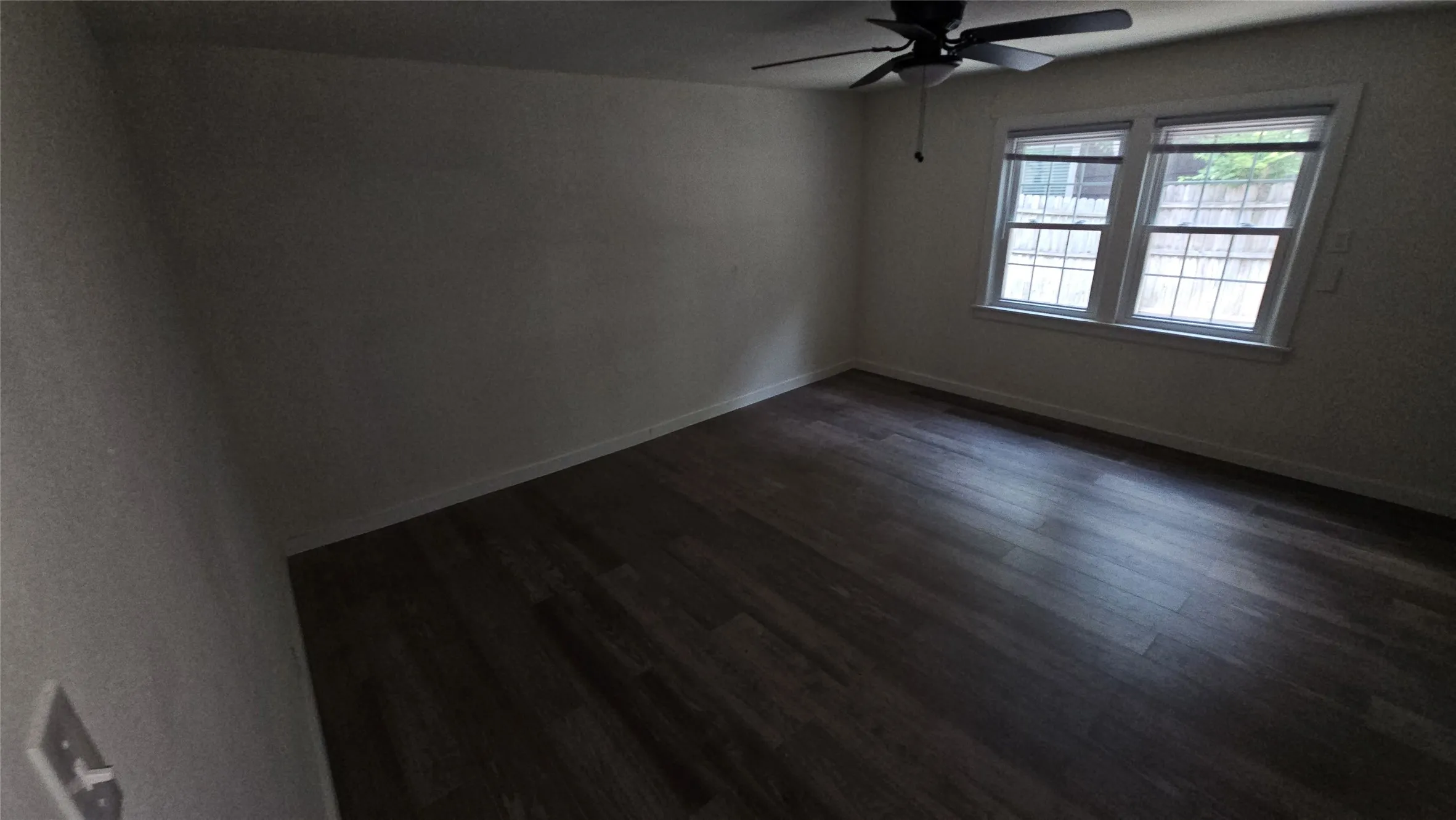 Single Family Residence For Sale in Tarrant County , 1712 Yolanda Drive, Fort Worth, Texas 76112, 3 Bedroom, 3 Bathroom, Garage spaces, 2,468 Sqft, built in 1953, mls#21309276, Real Estate Agent in Fort Worth, Homes For Sale in Tarrant county, Homes For Sale in Fort Worth, Realtor in Fort Worth Texas, Real Estate Brokerage Independent Realty Texas, Luminita Cordes Realtor