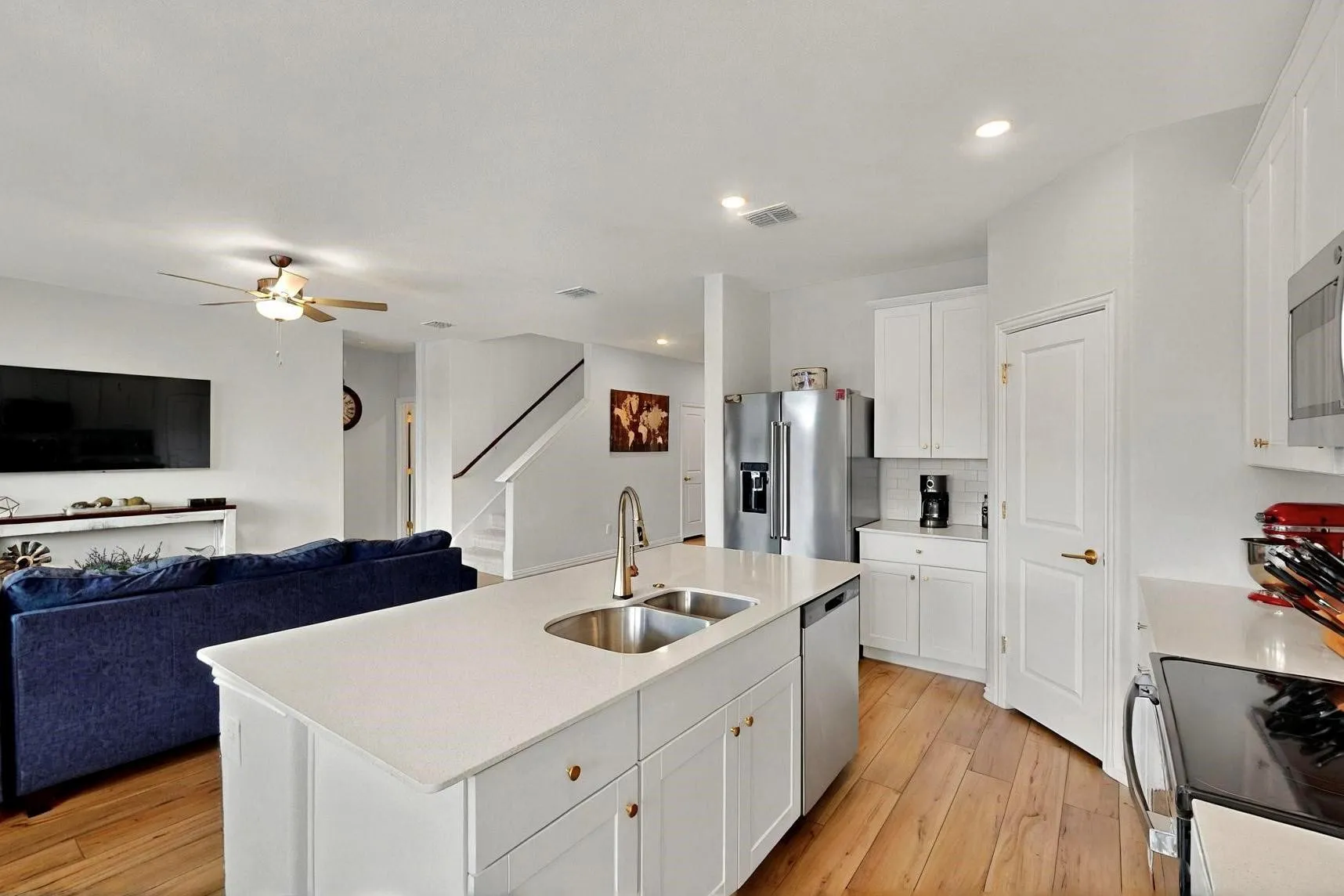 Single Family Residence For Sale in Collin County , 5107 Penrose Drive, Princeton, Texas 75407, 4 Bedroom, 3 Bathroom, 2 Garage spaces, 2,347 Sqft, built in 2023, mls#21311542, Real Estate Agent in Princeton, Homes For Sale in Collin county, Homes For Sale in Princeton, Realtor in Princeton Texas, Real Estate Brokerage Independent Realty Texas, Luminita Cordes Realtor