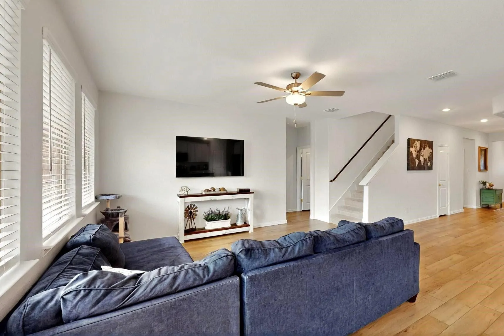 Single Family Residence For Sale in Collin County , 5107 Penrose Drive, Princeton, Texas 75407, 4 Bedroom, 3 Bathroom, 2 Garage spaces, 2,347 Sqft, built in 2023, mls#21311542, Real Estate Agent in Princeton, Homes For Sale in Collin county, Homes For Sale in Princeton, Realtor in Princeton Texas, Real Estate Brokerage Independent Realty Texas, Luminita Cordes Realtor