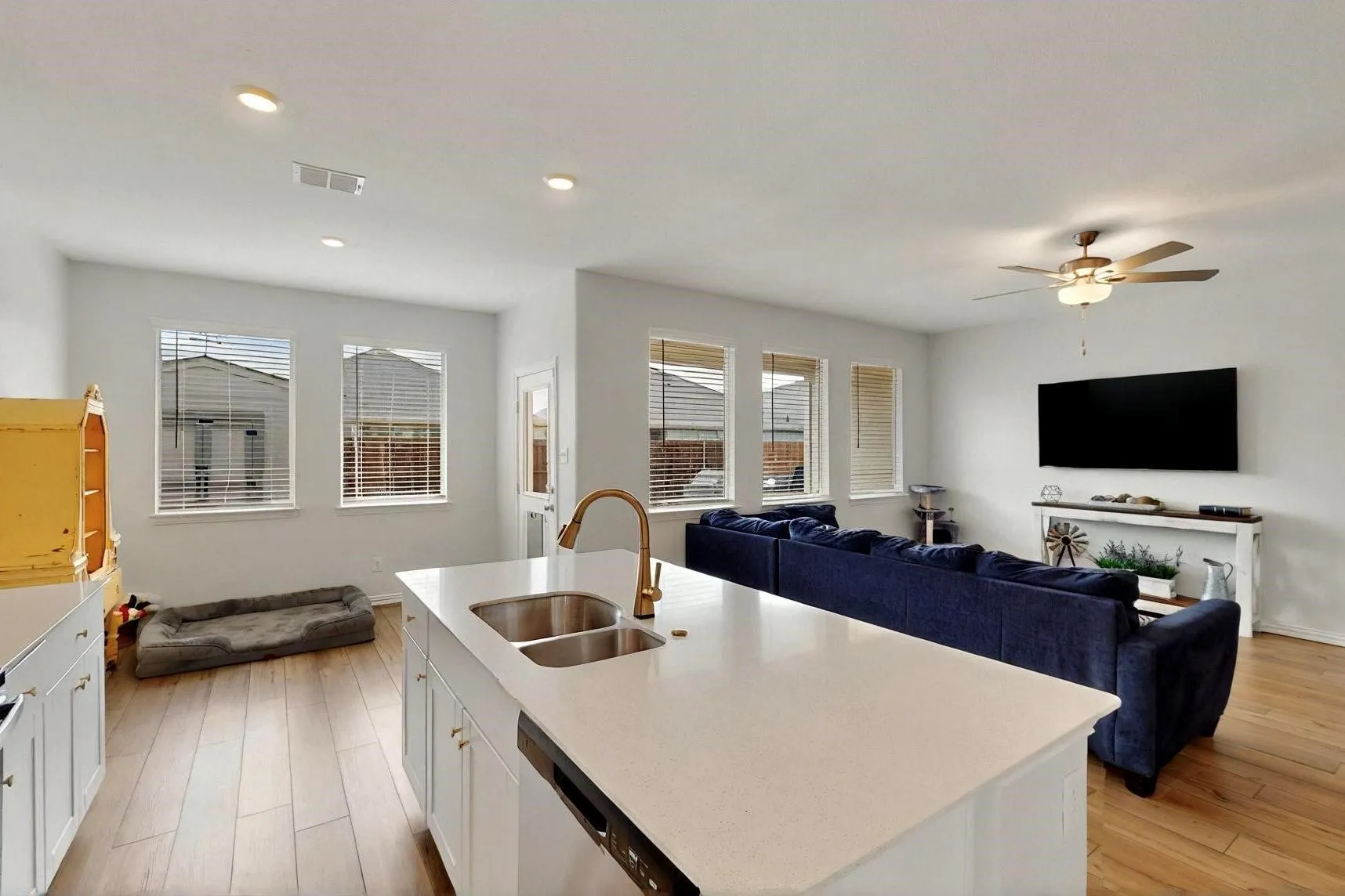 Single Family Residence For Sale in Collin County , 5107 Penrose Drive, Princeton, Texas 75407, 4 Bedroom, 3 Bathroom, 2 Garage spaces, 2,347 Sqft, built in 2023, mls#21311542, Real Estate Agent in Princeton, Homes For Sale in Collin county, Homes For Sale in Princeton, Realtor in Princeton Texas, Real Estate Brokerage Independent Realty Texas, Luminita Cordes Realtor