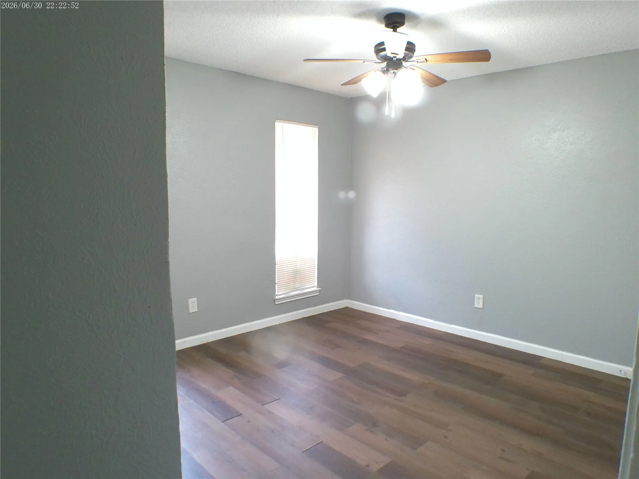 Duplex For Rent in Tarrant County , 4507 Menzer Road, Fort Worth, Texas 76103, 3 Bedroom, 2 Bathroom, 2 Garage spaces, 1,585 Sqft, built in 1978, mls#21318023, Real Estate Agent in Fort Worth, Homes For Rent in Tarrant county, Homes For Rent in Fort Worth, Realtor in Fort Worth Texas, Real Estate Brokerage Independent Realty Texas, Luminita Cordes Realtor