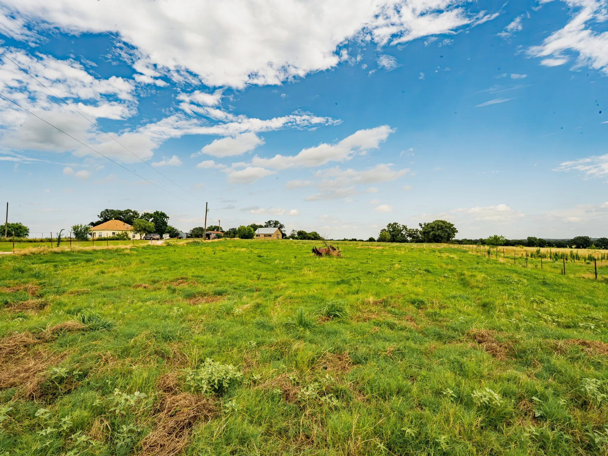 Farm For Sale in Wise County , 207 Cr-1750, Chico, Texas 76431, 3 Bedroom, 2 Bathroom, 2 Garage spaces, 2,224 Sqft, built in 1959, mls#21317101, Real Estate Agent in Chico, Homes For Sale in Wise county, Homes For Sale in Chico, Realtor in Chico Texas, Real Estate Brokerage Independent Realty Texas, Luminita Cordes Realtor