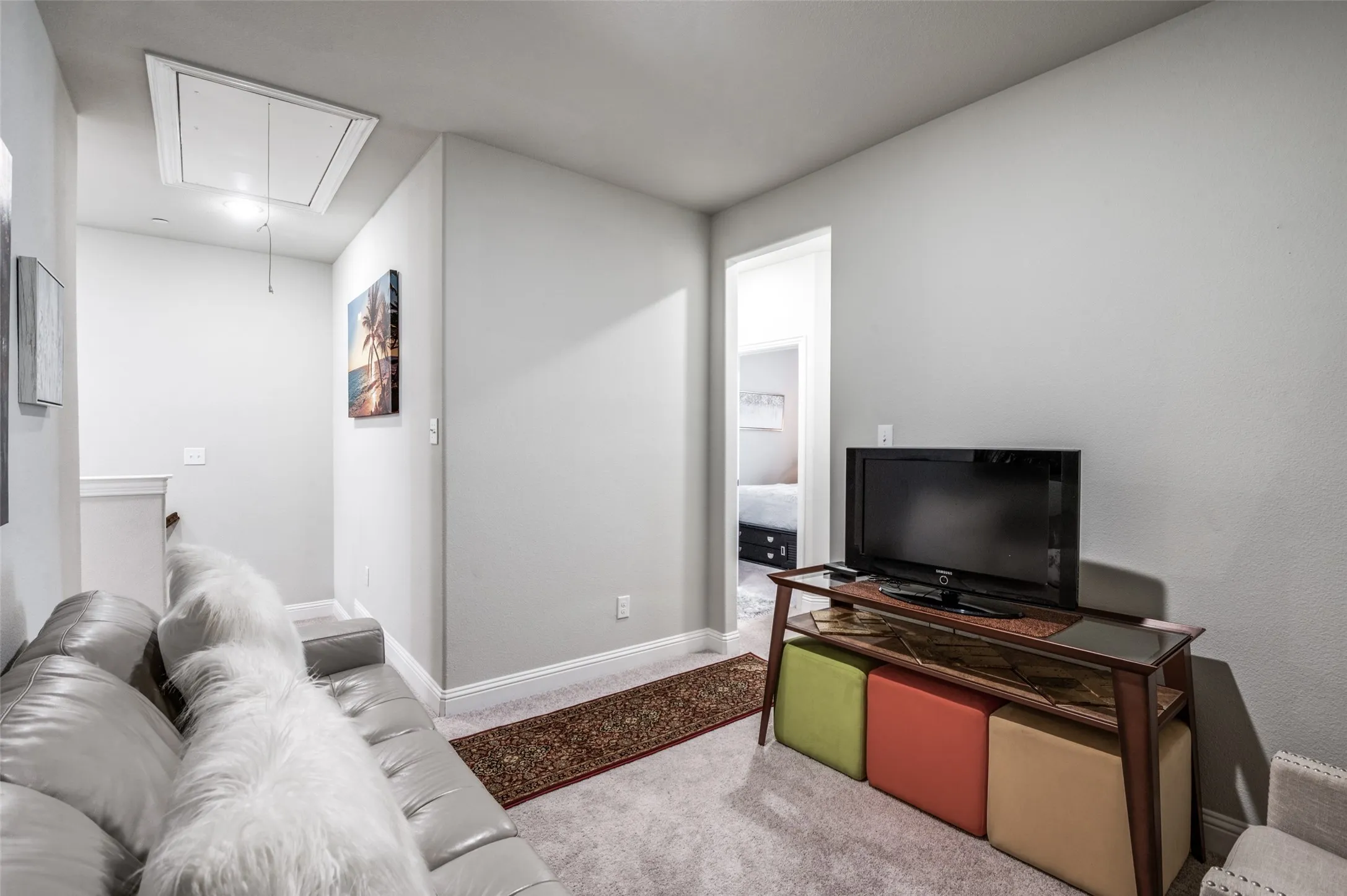 Townhouse For Sale in Dallas County , 1560 Windermere Way, Farmers Branch, Texas 75234, 3 Bedroom, 3 Bathroom, 2 Garage spaces, 1,823 Sqft, built in 2019, mls#21318069, Real Estate Agent in Farmers Branch, Homes For Sale in Dallas county, Homes For Sale in Farmers Branch, Realtor in Farmers Branch Texas, Real Estate Brokerage Independent Realty Texas, Luminita Cordes Realtor