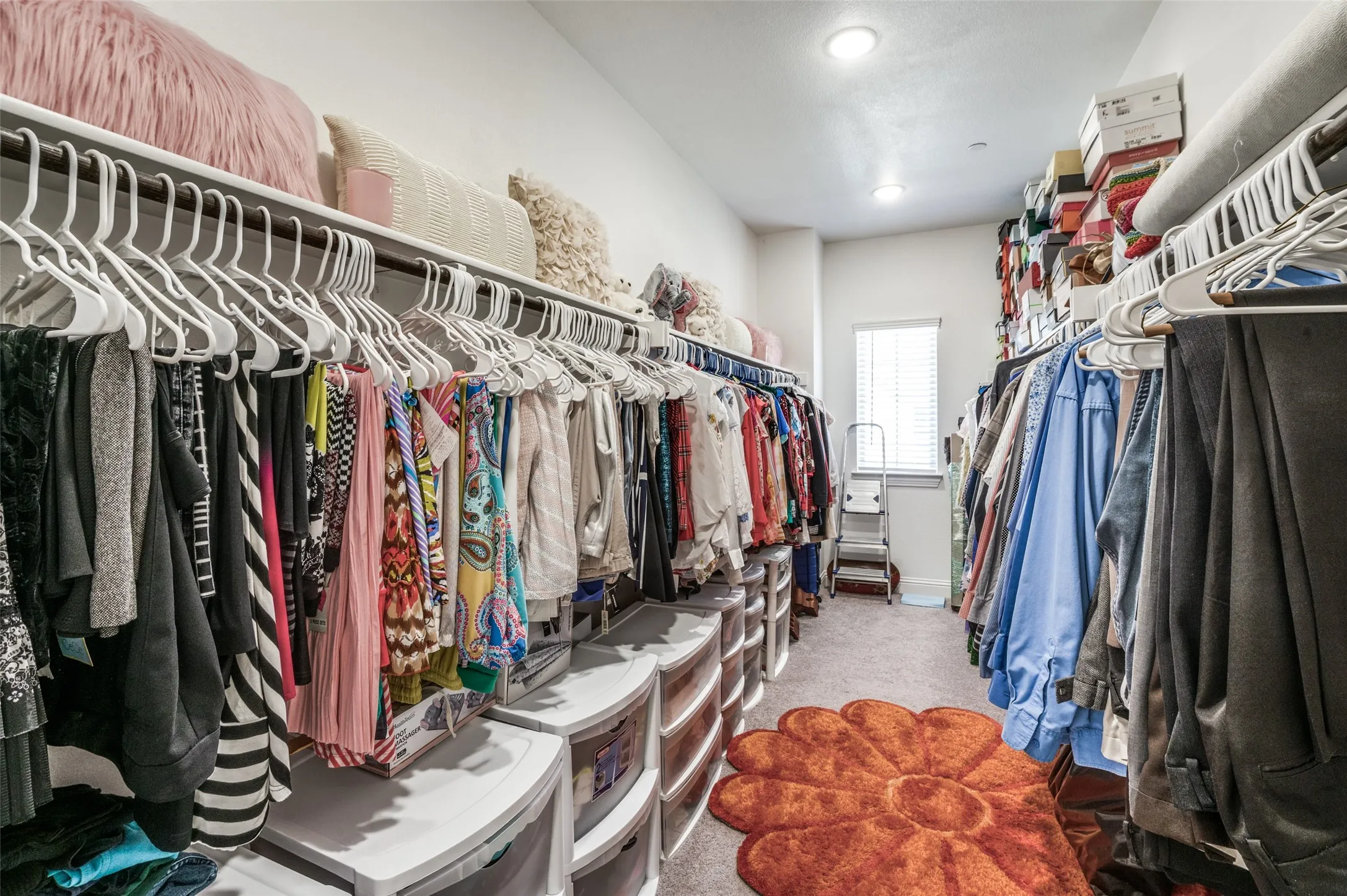 Walk in closet